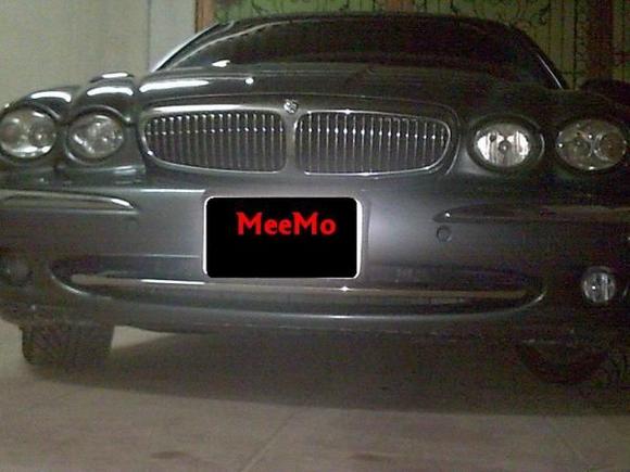 pepole ues lower mesh grill i used the chrome one from 2009 model