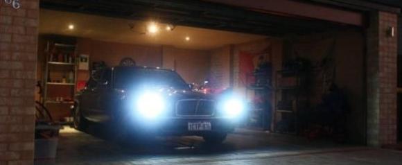 HIDs fitted (has both low and hi HID)