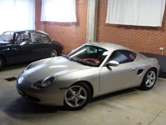 boxster with cayman hardtop
mk2 in the background