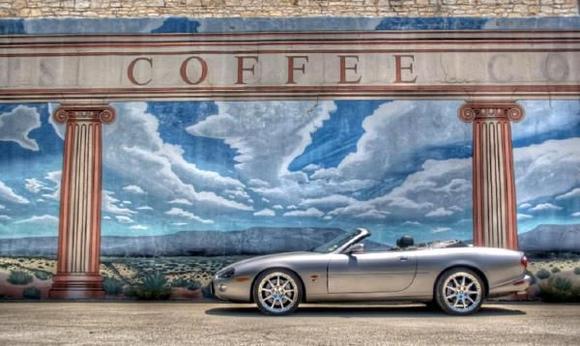 Lampasas Coffee mural