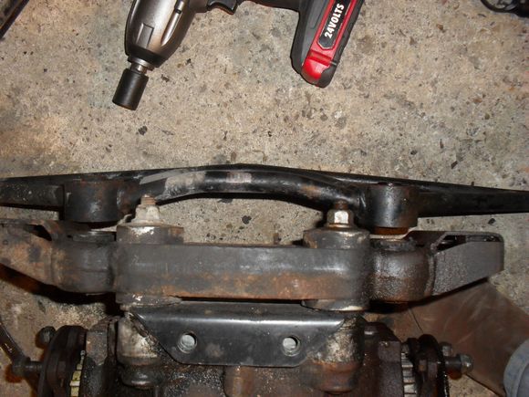 Here's the spaces/washers before dismantling.