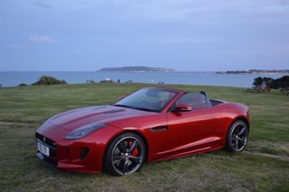 V8R Standard with colour coded skirts