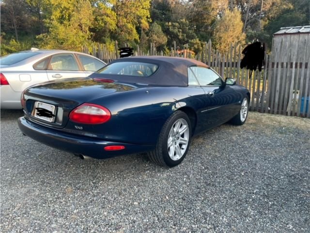 2000 Jaguar XK8 - Stellar 2000 Jaguar XK8 in Sapphire Blue Metallic - Used - VIN SAJJA42C4YNA01140 - 105,000 Miles - 8 cyl - 2WD - Automatic - Convertible - Blue - Healdsburg, CA 95448, United States