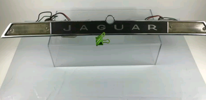 Exterior Body Parts - Jaguar XJS Trunk Trim Reverse/ Plate Lights - Used - 1975 to 1991 Jaguar XJS - Onset, MA 02558, United States