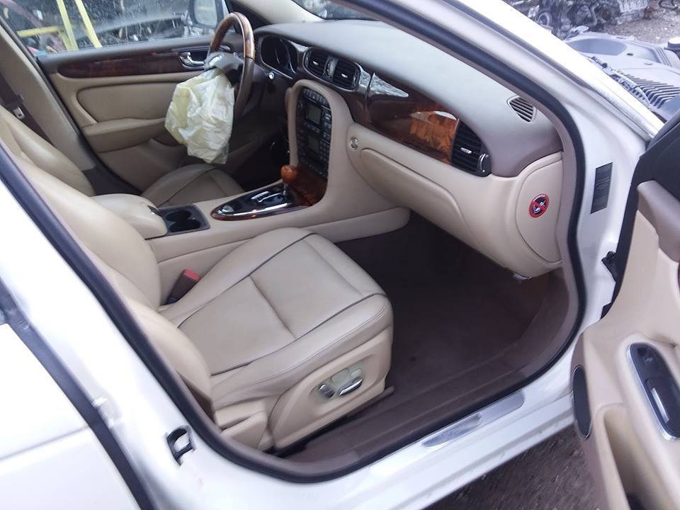 2011 Acura MDX - 2008 XJ8 SWB Part Out - Lynchburg, VA 24501, United States