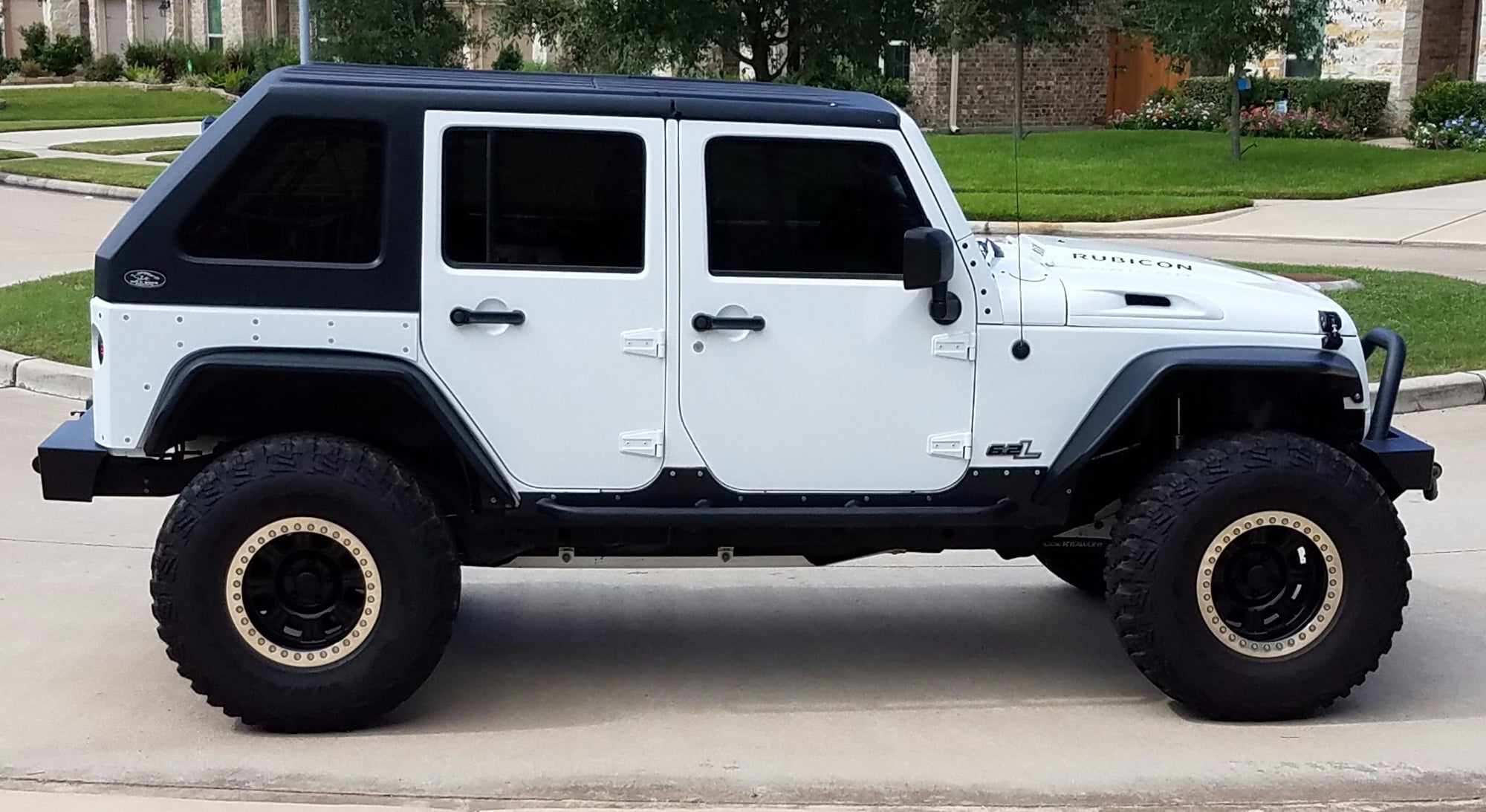 2012 Jeep Wrangler - Hauk Offroad 2012 Rubicon with Motech v8 swap - Used - VIN 1C4HJWFG4CL162420 - 31,000 Miles - 8 cyl - 4WD - Automatic - White - Richmond, TX 77407, United States