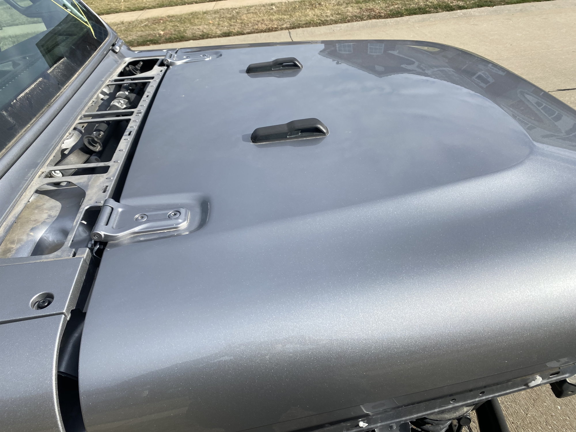 Bonnet not aligned right