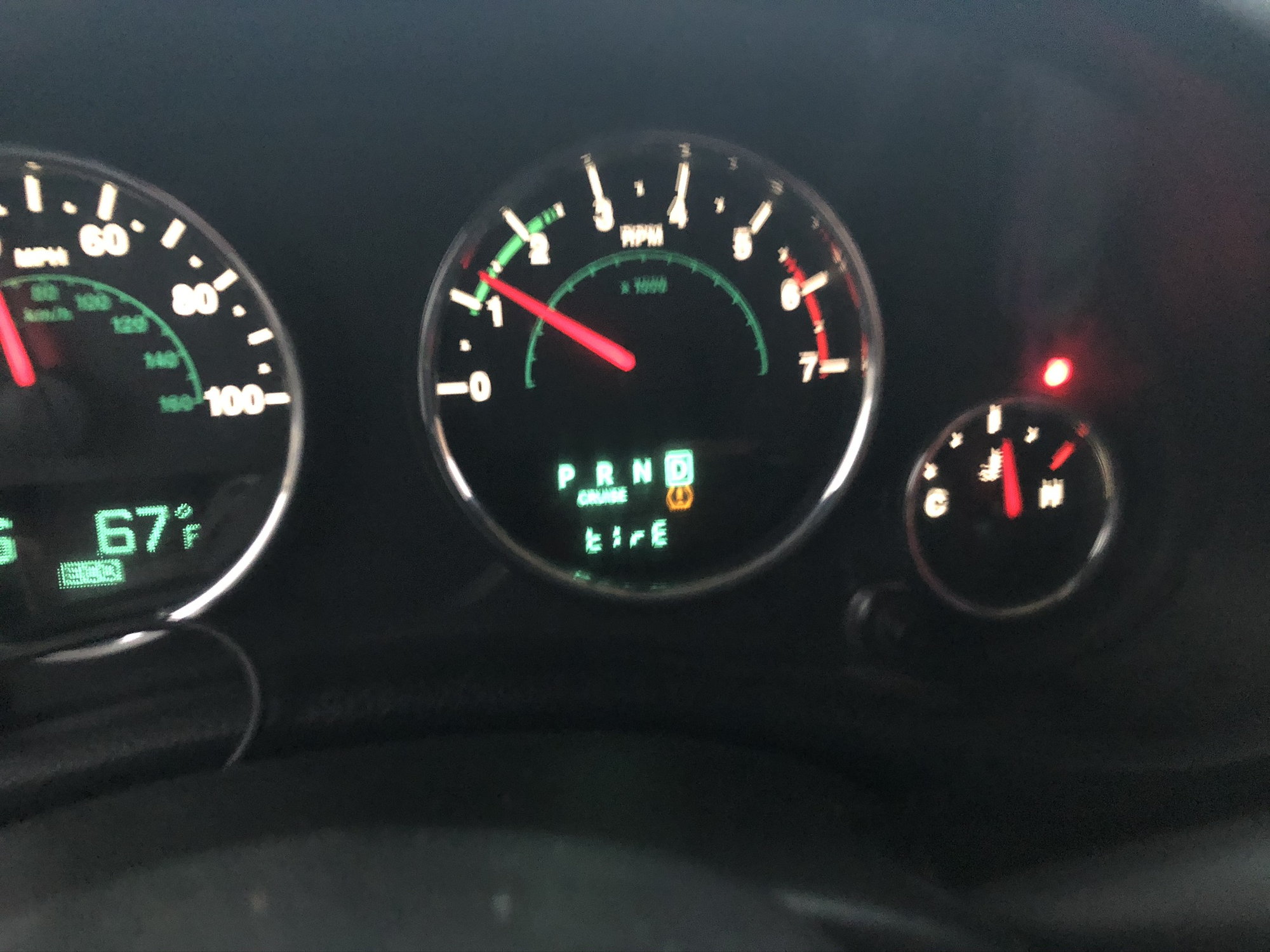 Actualizar 46+ imagen 2007 jeep wrangler red light above temperature gauge  