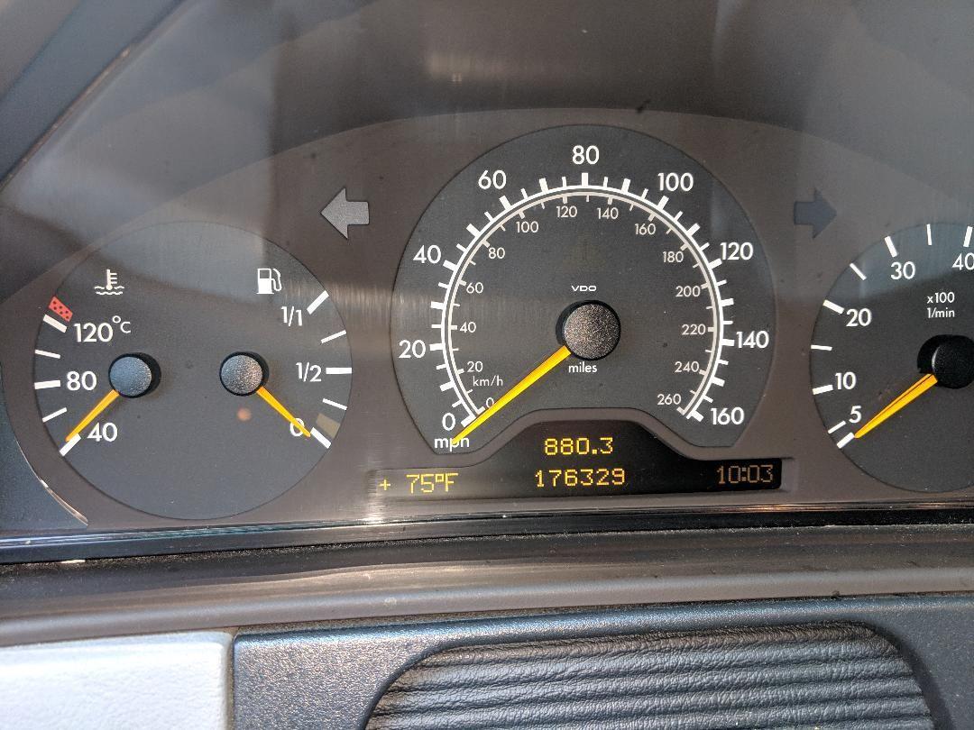 1999 Mercedes-Benz E430 - 1999 Mercedes Benz E 430 - Used - VIN WDBJF70H6XA900XXX - 176,329 Miles - 8 cyl - 2WD - Automatic - Sedan - Silver - Mt. Vernon, IL 62864, United States