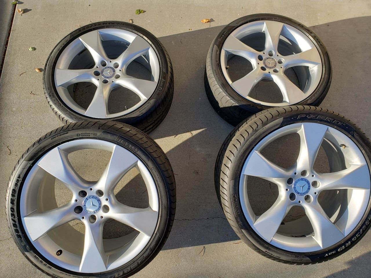 Wheels and Tires/Axles - CLS550 Tires & Wheels 2014 - Used - 2014 to 2019 Mercedes-Benz CLS500 - Fairfield, CA 94534, United States