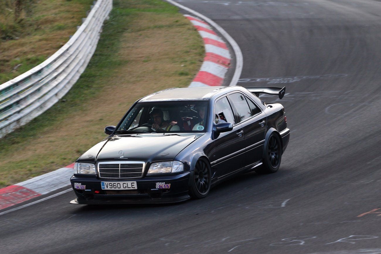 Been looking at the w202 -  Forums