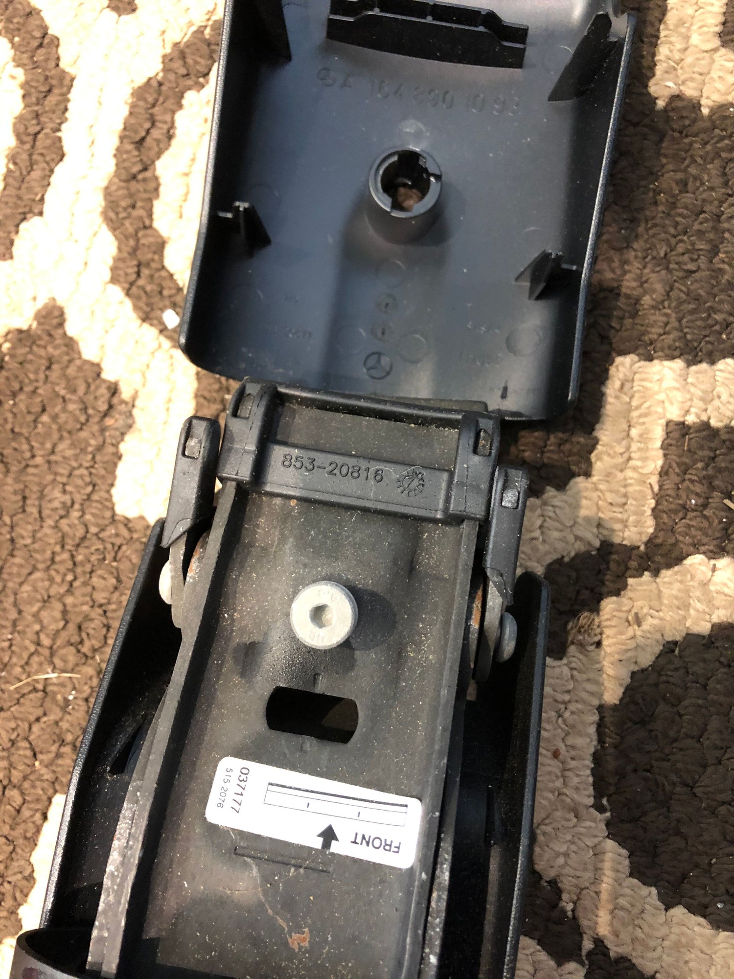 Accessories - X164 oem crossbars (roof rack) SF Bay Area - Used - 2007 to 2012 Mercedes-Benz GL450 - 2007 to 2012 Mercedes-Benz GL350 - 2007 to 2012 Mercedes-Benz GL320 - 2007 to 2012 Mercedes-Benz GL550 - San Rafael, CA 94901, United States