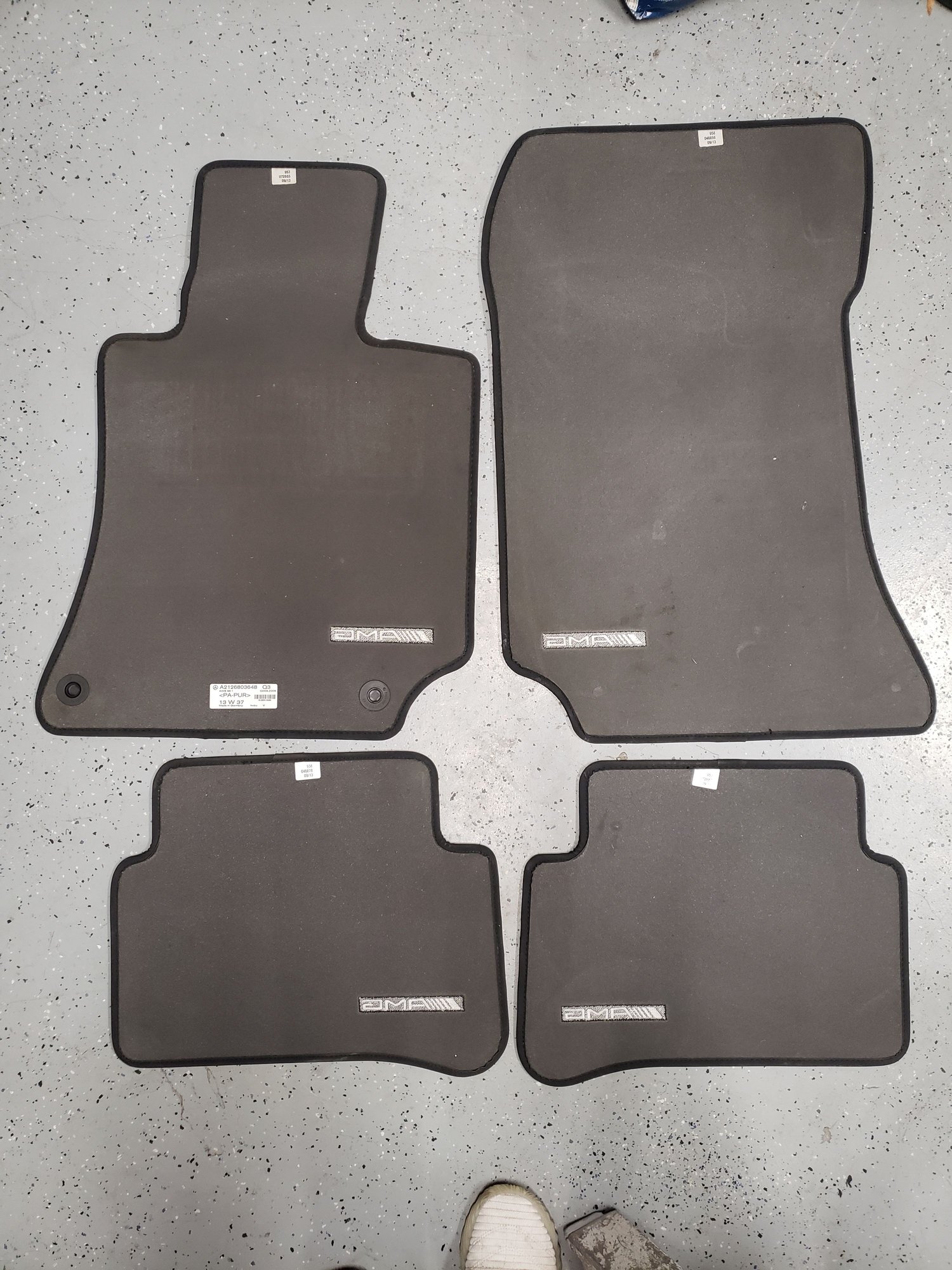 W212 AMG Floor Mats in black carpet MINT! Forums