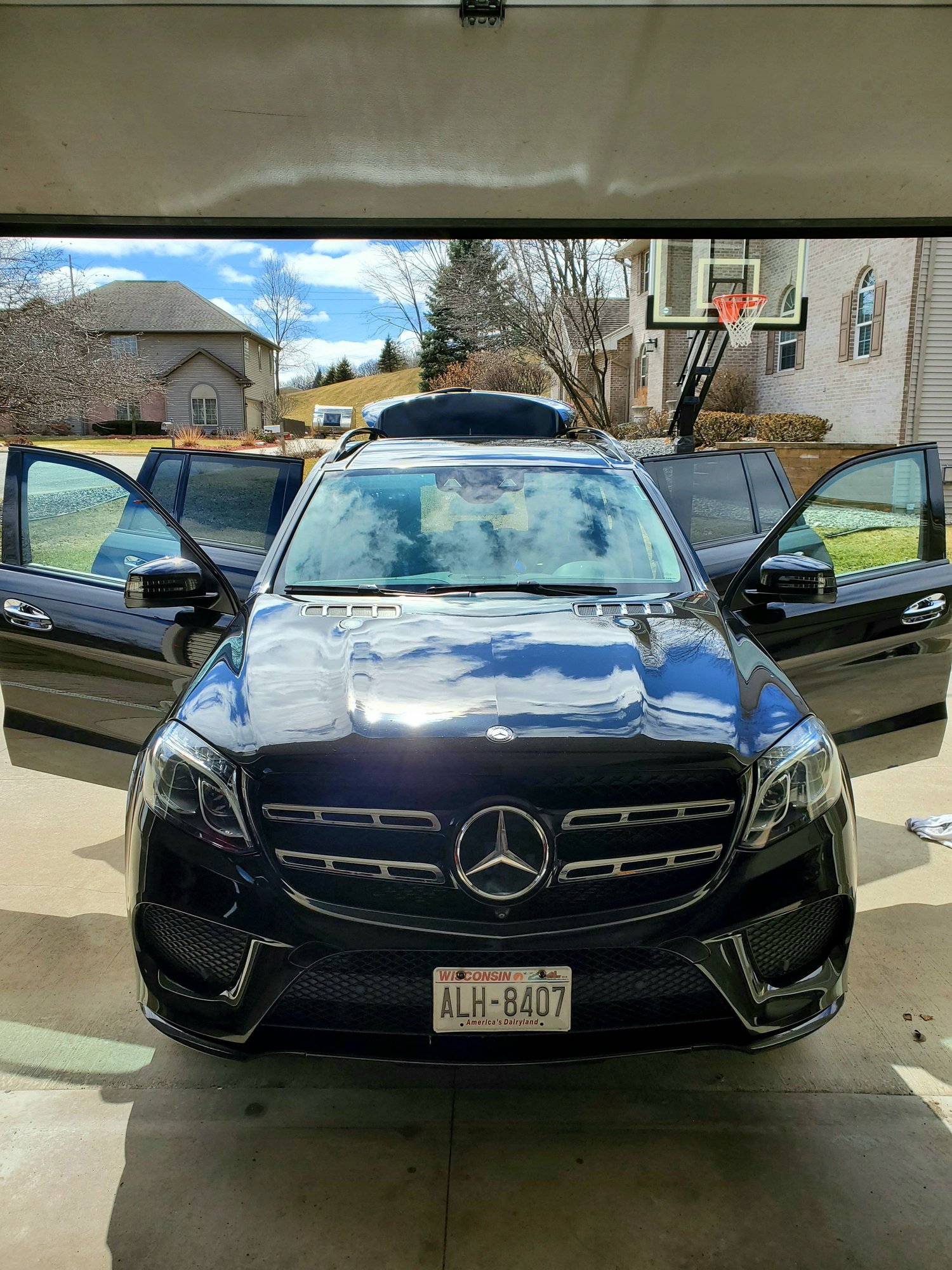 2017 Mercedes-Benz GLS550 - 2017 GLS 550 for sale 62k miles Fully loaded in great shape! - Used - VIN 4JGDF7DE1HA918632 - 62,000 Miles - AWD - Automatic - SUV - Black - Onalaska, WI 54650, United States