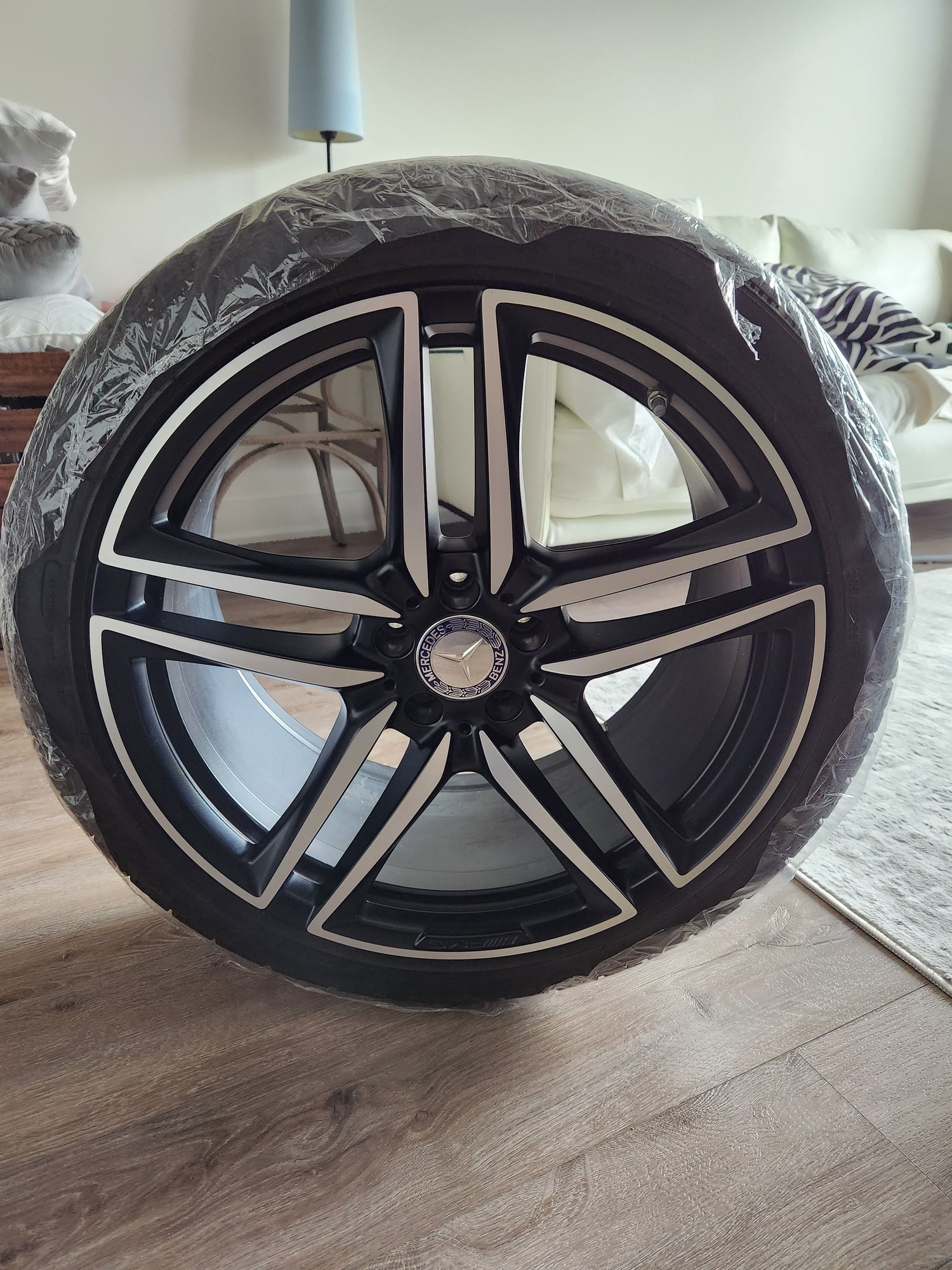 Wheels and Tires/Axles - E63s winter wheels & tires W213 - Used - -1 to 2024  All Models - Burlington, ON L7T0C2, Canada