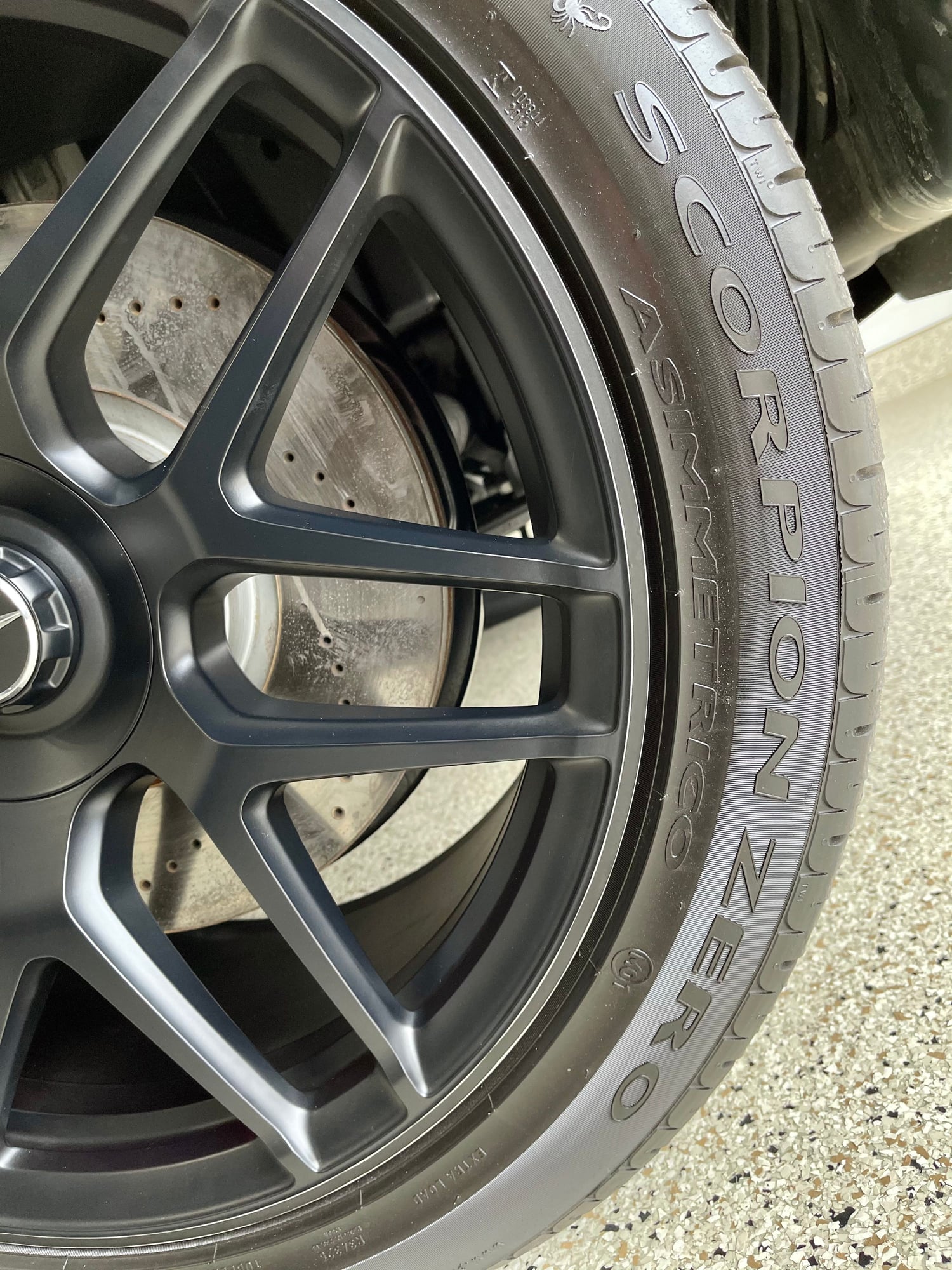 Wheels and Tires/Axles - 2020 Mercedes Benz G63 OEM 22” AMG Cross Spoked Wheel Set w/OEM Pirelli Tires - Used - 2013 to 2020 Mercedes-Benz G63 AMG - Jacksonville, FL 32256, United States