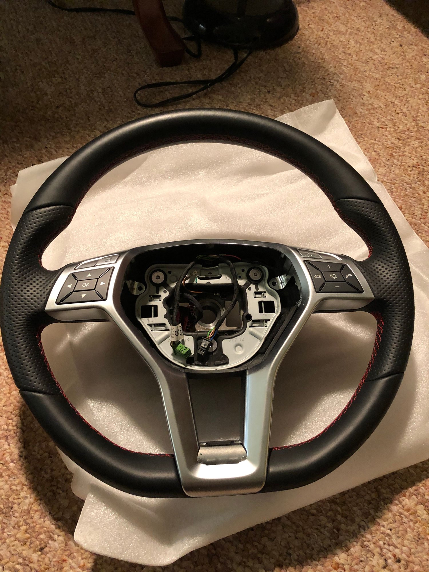 Steering/Suspension - W204 Facelift Steering Wheel - Used - 0  All Models - Springfield, VA 22153, United States