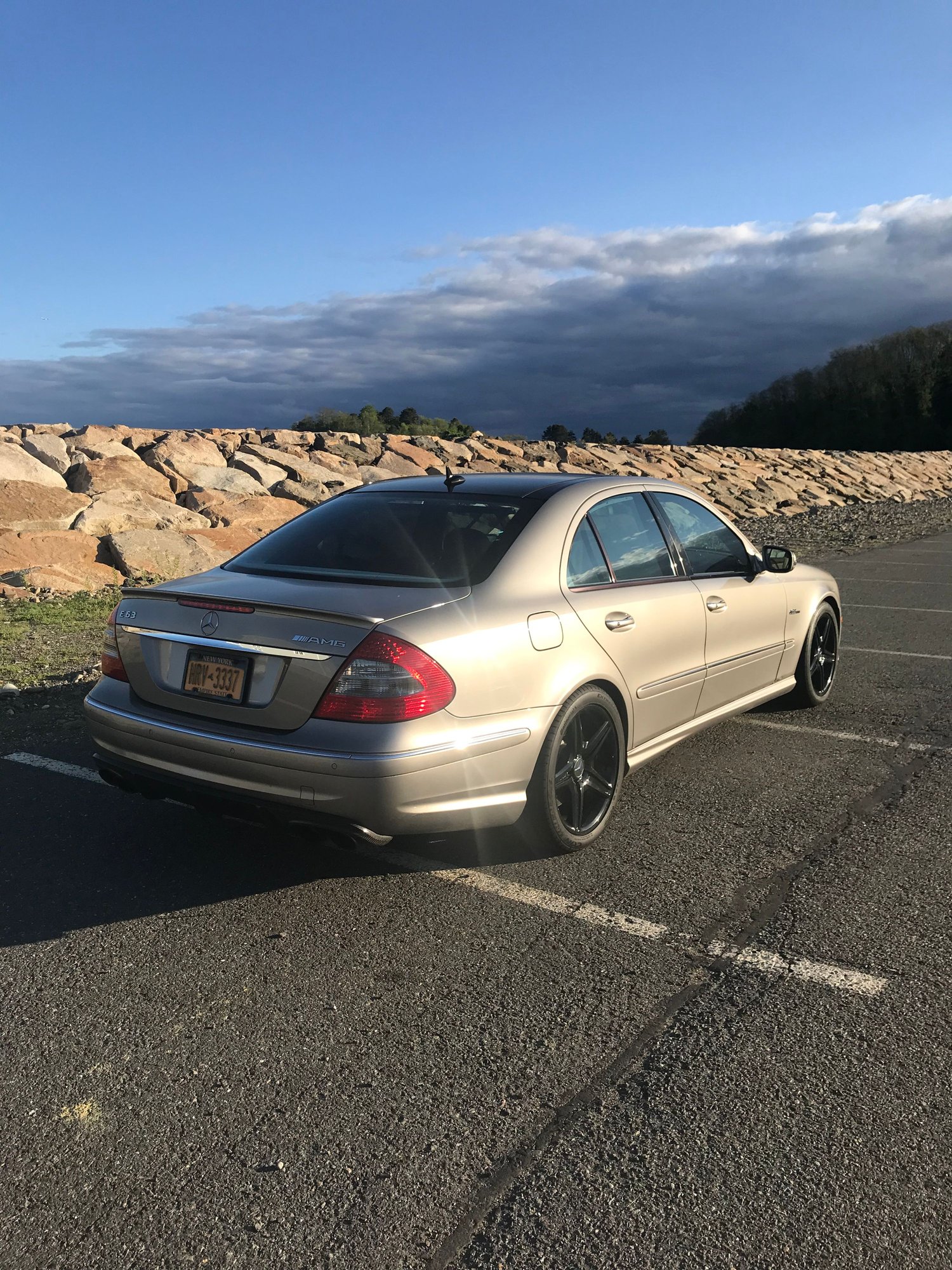 2007 Mercedes-Benz E63 AMG - 2007 E63 AMG - Used - VIN WDBUF77X17B074035 - 124,500 Miles - 8 cyl - 2WD - Automatic - Sedan - Beige - North Arlington, NJ 07031, United States