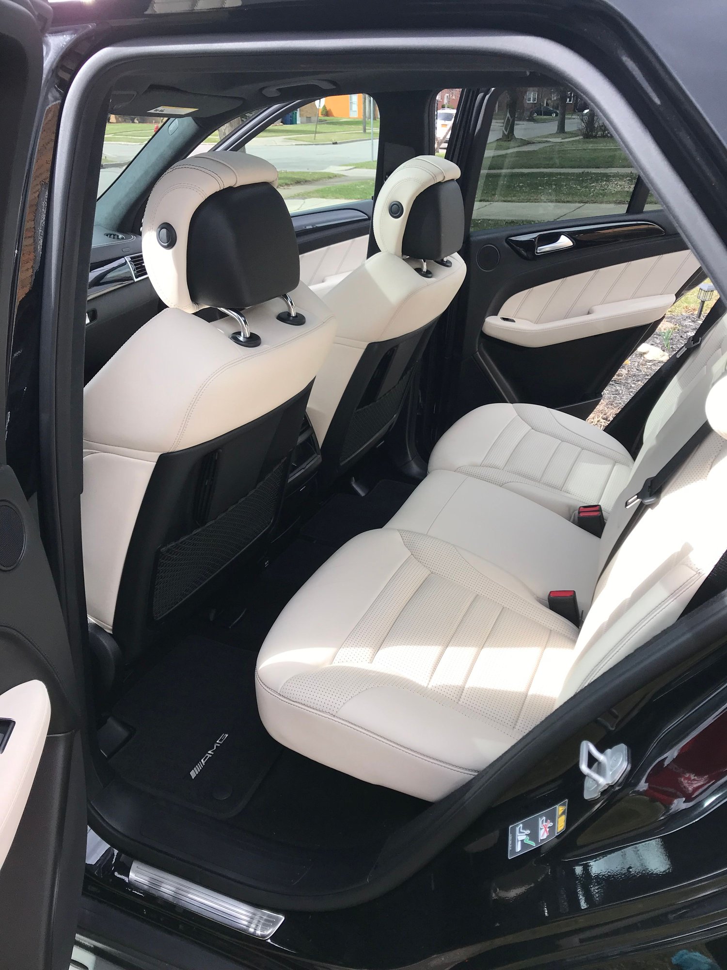 2016 Mercedes-Benz GLE63 AMG S - **2016 Mercedes Benz GLE63 AMGs**Warranty**Black/White** - Used - VIN 4JGDA7FB9GA803342 - 52,900 Miles - 8 cyl - AWD - Automatic - SUV - Black - Clarence, NY 14031, United States