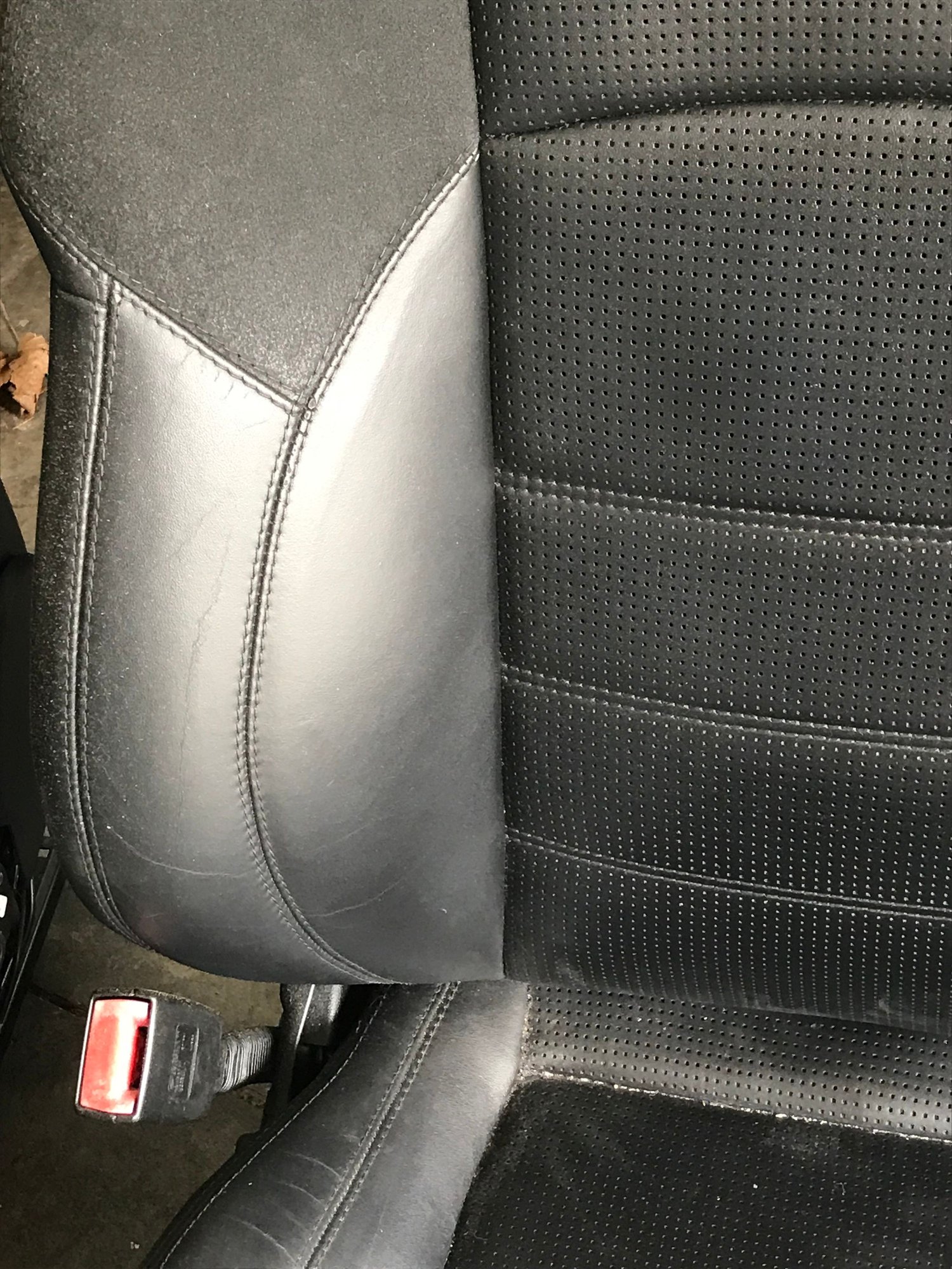 Interior/Upholstery - Mercedes AMG E63 Front Seats Set Black Suede 07 08 09 - Used - 2007 to 2009 Mercedes-Benz E63 AMG - Cincinnati, OH 45211, United States