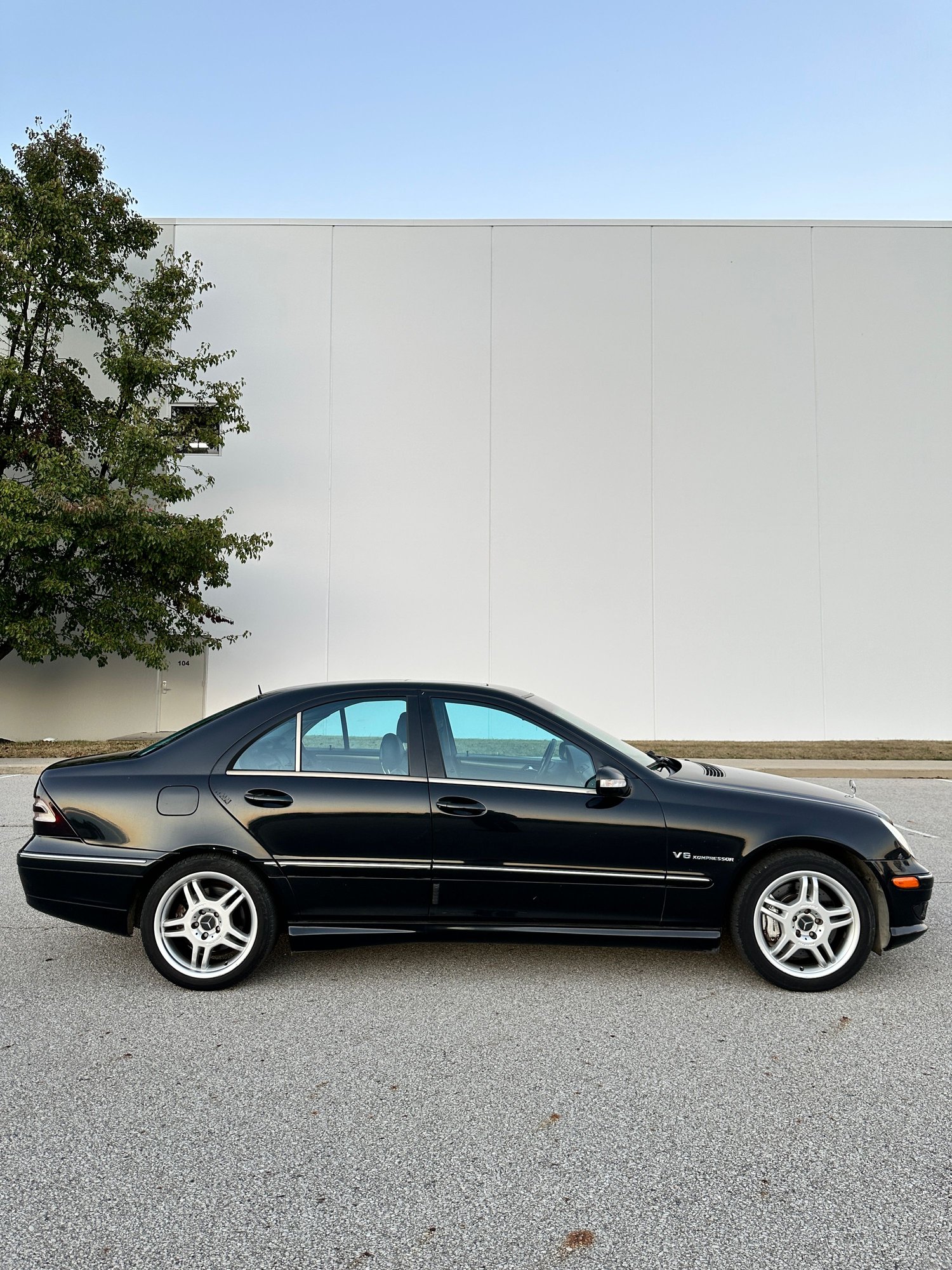 2003 Mercedes-Benz C32 AMG - 2003 C32 AMG - Used - VIN WDBRF65J53F395125 - 104,000 Miles - 6 cyl - 2WD - Automatic - Sedan - Black - Columbus, OH 43213, United States