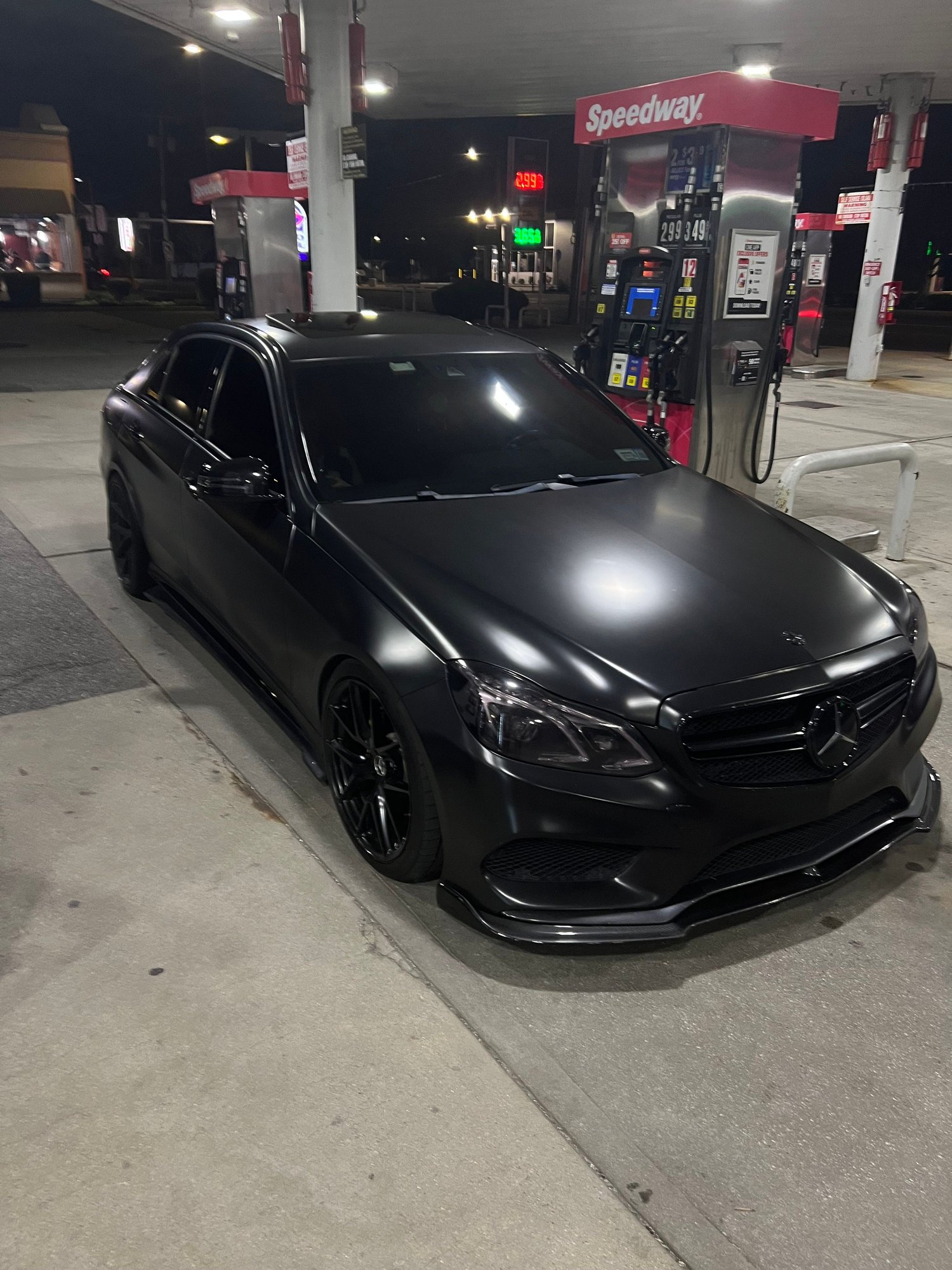 2016 Mercedes-Benz E400 - 2016 W212 E400 4Matic - Used - VIN WDDHF6HB0GB186223 - 120,000 Miles - 6 cyl - AWD - Automatic - Sedan - Black - Queens, NY 11370, United States