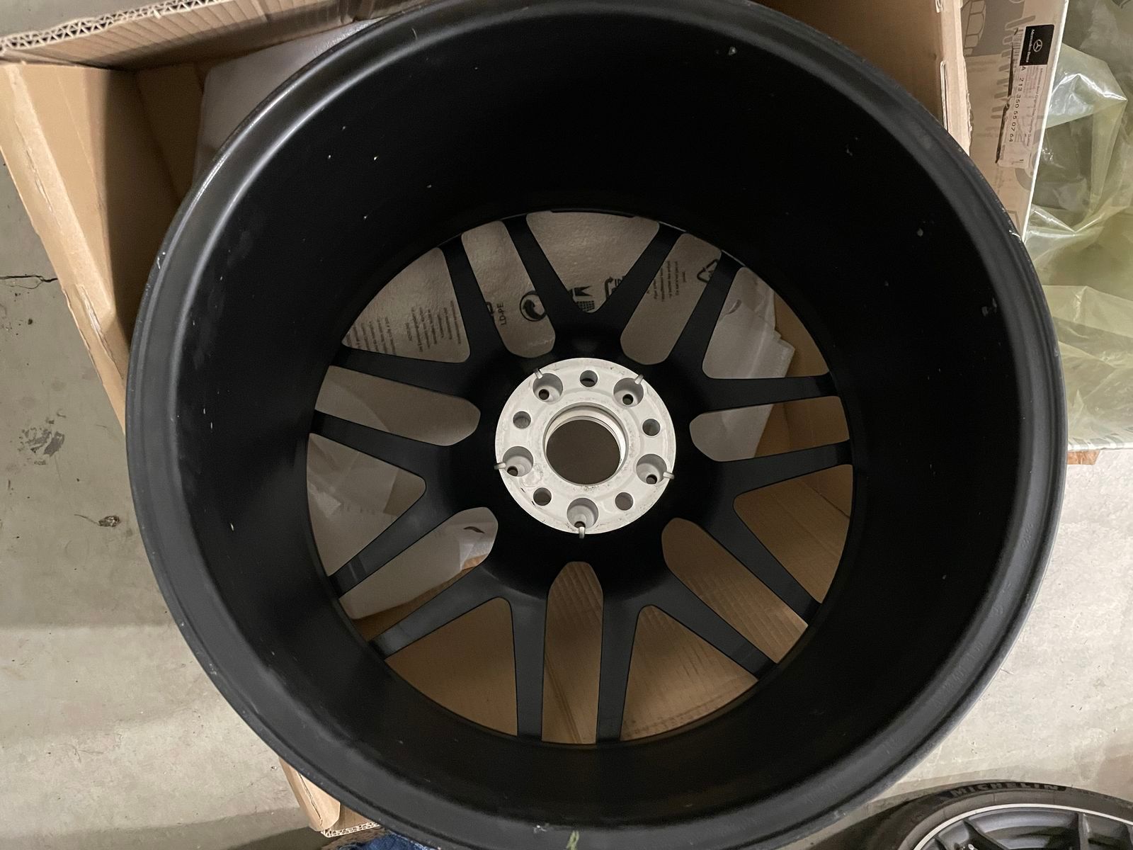 Wheels and Tires/Axles - 1x rear W213 E63 Forged Black wheel 20x10 - Used - 2018 to 2021 Mercedes-Benz E63 AMG - 2018 to 2021 Mercedes-Benz E63 AMG S - Portland, OR 97229, United States