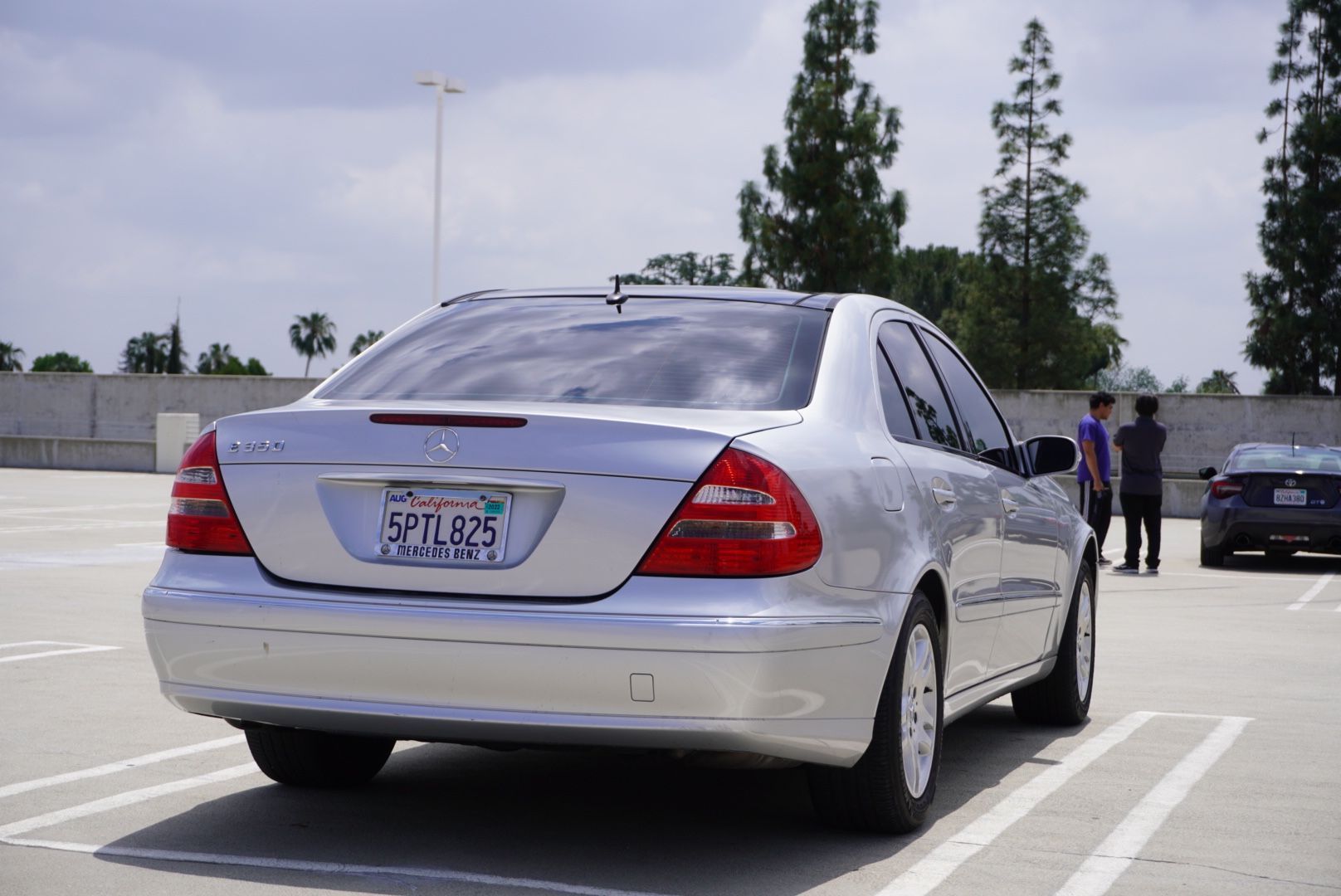 2006 Mercedes-Benz E350 - 2006 Mercedes Benz E350 - Used - VIN WDBUF56J96A811083 - 143,000 Miles - 6 cyl - 2WD - Automatic - Sedan - Silver - Garden Grove, CA 92840, United States