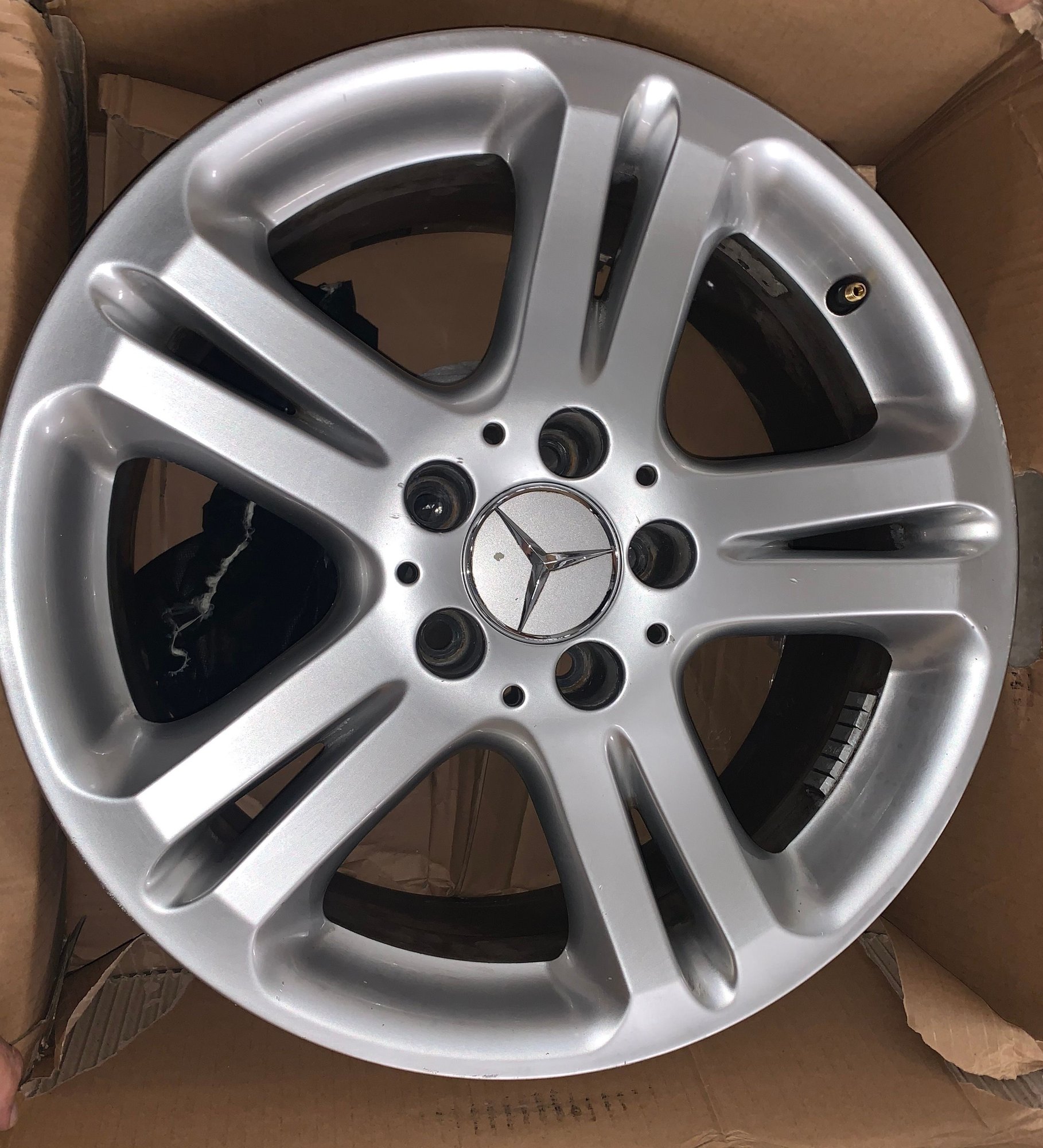 Wheels and Tires/Axles - Mercedes Benz Wheel Set - 18.5" - Used - 2006 Mercedes-Benz E350 - Lincoln, CA 95648, United States