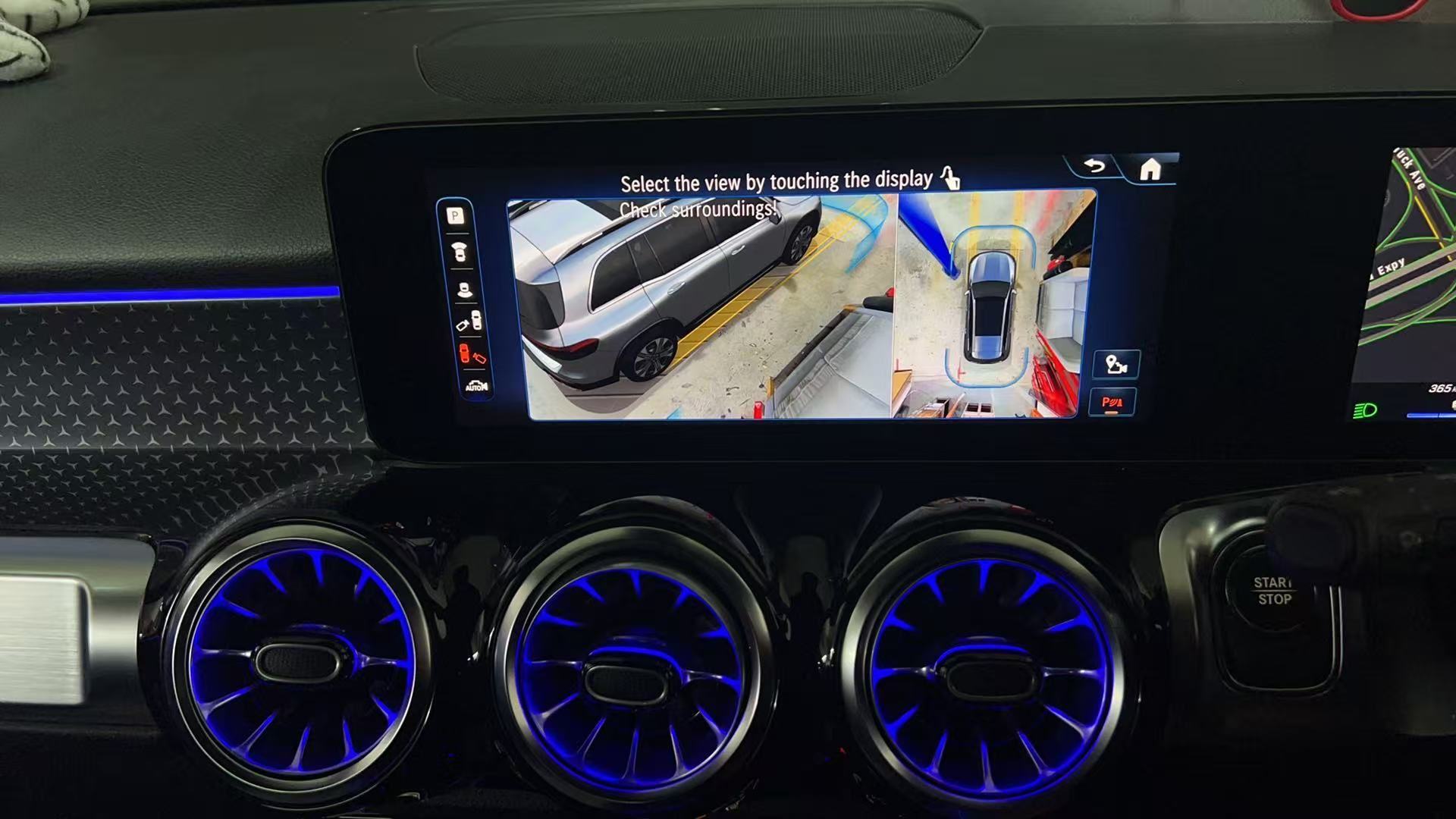 Rear Right Side 3D view