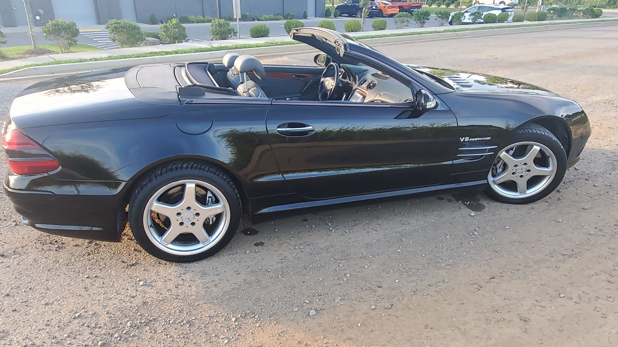 2003 Mercedes-Benz SL55 AMG - 2003 SL55 AMG 82k miles $21k - Used - VIN WDBSK74F83F062093 - 82,600 Miles - 8 cyl - 2WD - Automatic - Convertible - Black - Nashville, TN 37167, United States