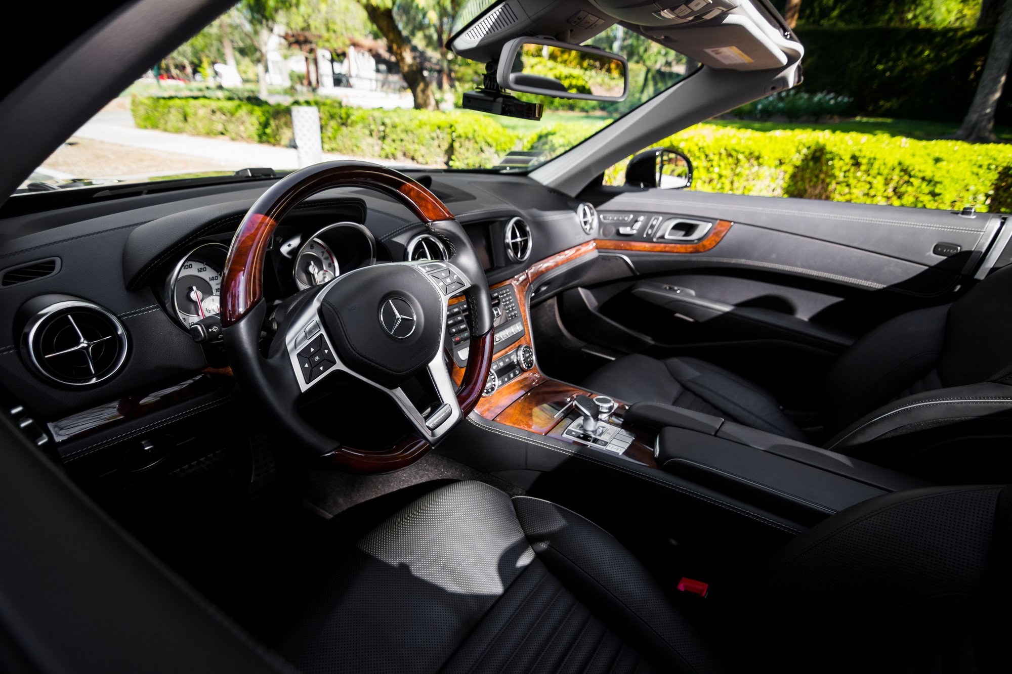 2013 Mercedes-Benz SL550 - Beautiful 2013 Mercedes-Benz SL550 V8 Convertible - Used - VIN WDDJK7DA5DF013684 - 46,261 Miles - 8 cyl - 2WD - Automatic - Convertible - Black - Walnut, CA 91789, United States