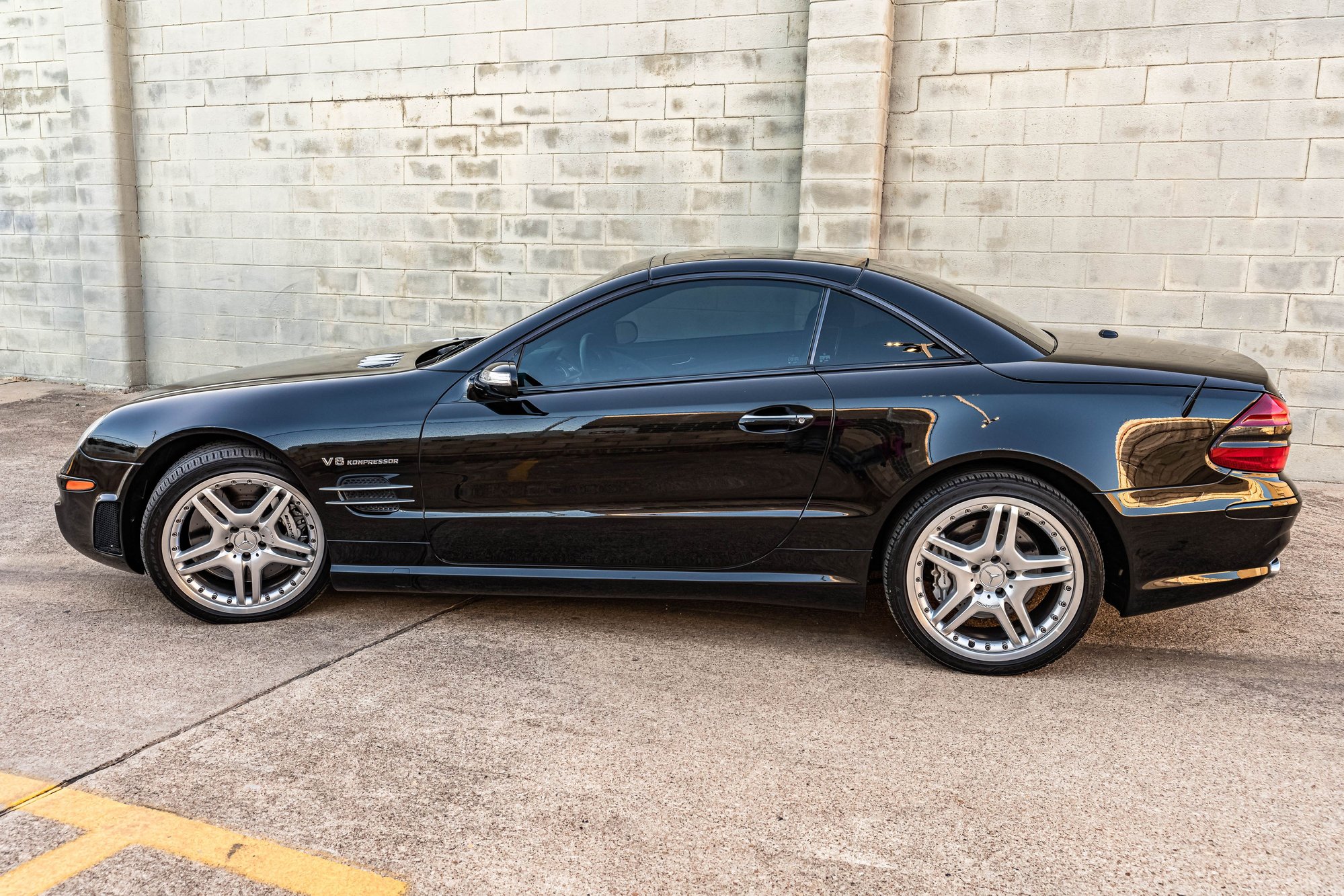 2006 Mercedes-Benz SL55 AMG - R230 SL55 ~ One of Forty Five P030 Cars ~ 54,600 Miles - Used - VIN WDBSK74F06F113980 - 54,600 Miles - 8 cyl - 2WD - Automatic - Convertible - Black - Waco, TX 76710, United States