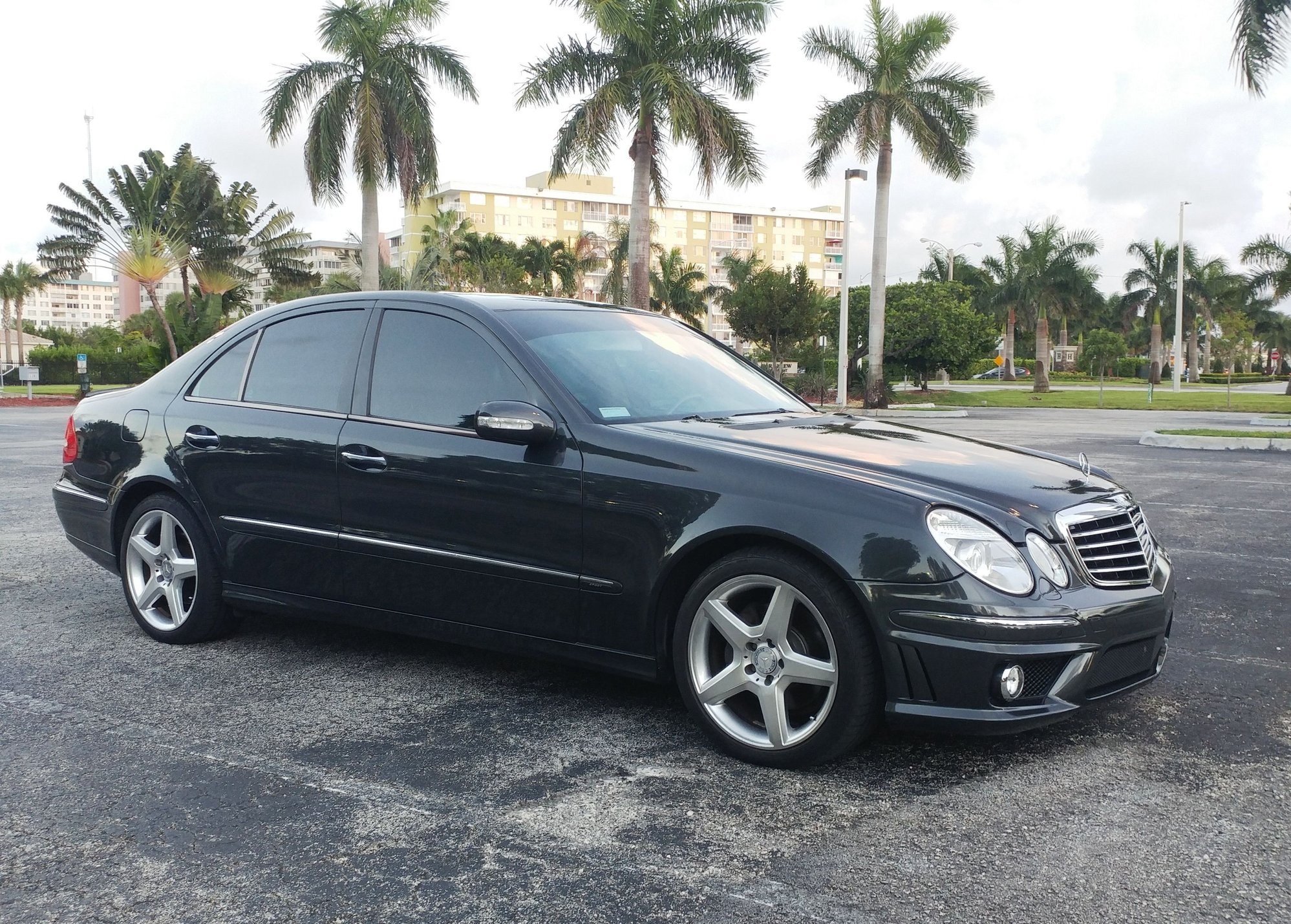 2003 Mercedes-Benz E500 - Owned for 15 yrs.  Well maintained. E500 Sport Model - Used - VIN wdbuf70j83a128520 - 124,400 Miles - 8 cyl - 2WD - Automatic - Sedan - Gray - Hollywood, FL 33023, United States