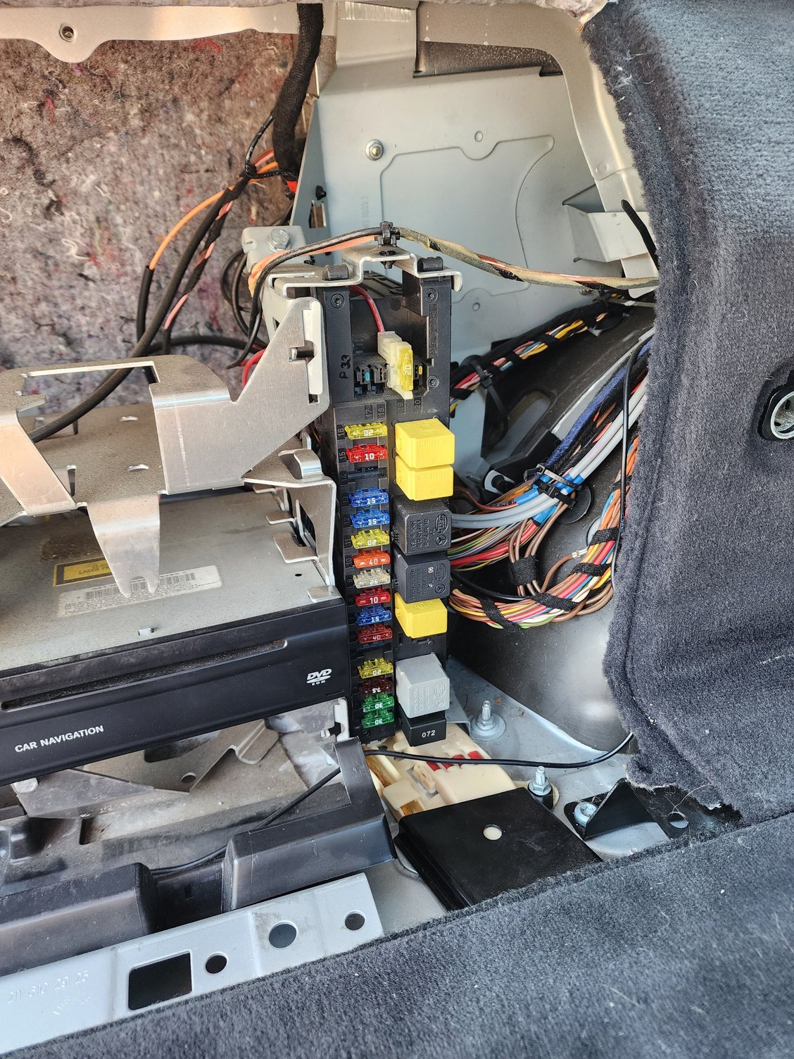 05 E55, no 12v at fuel pump, new pump relay and fuse is fine MBWorld