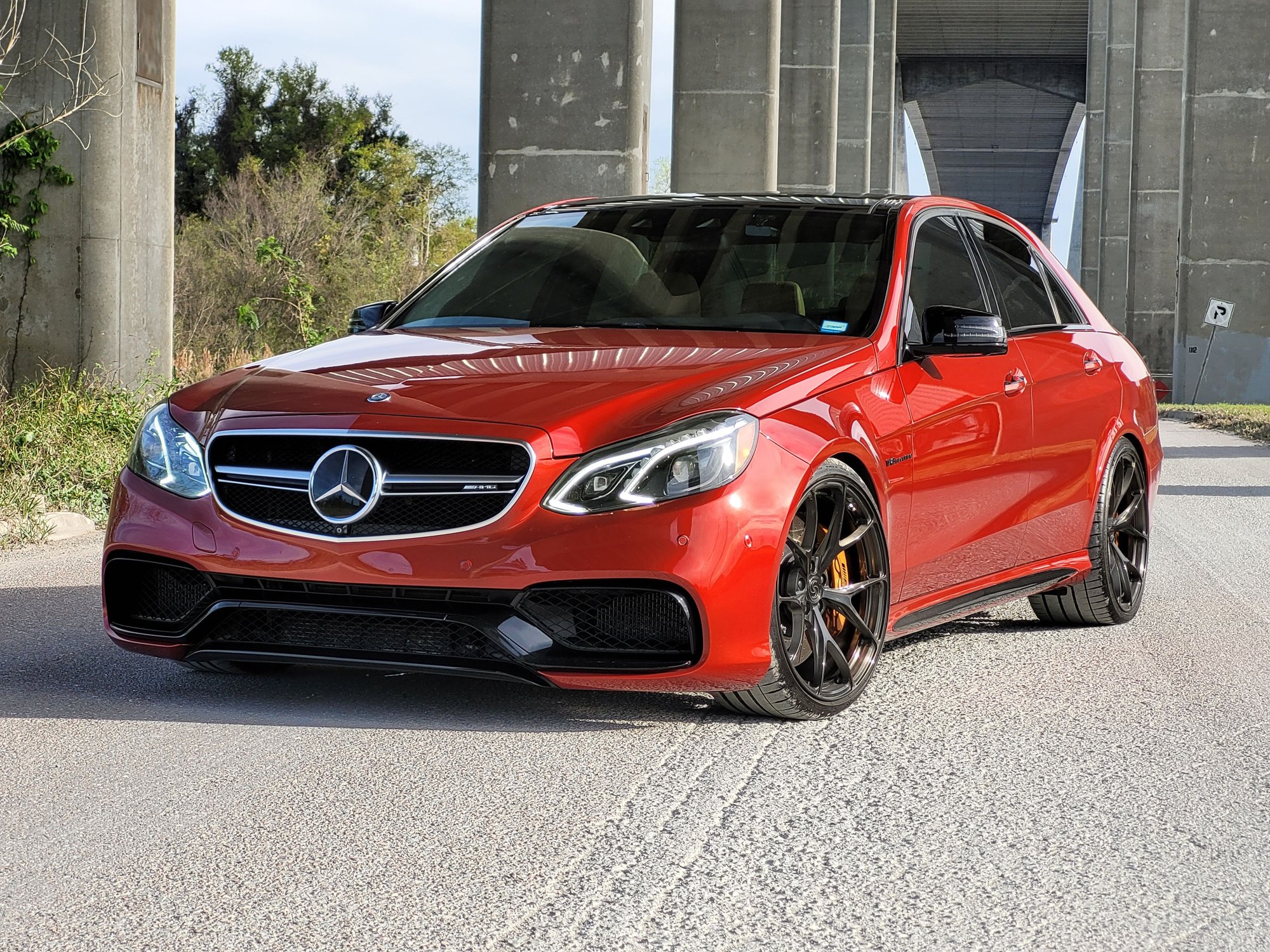 2016 Mercedes-Benz E63 AMG - Perfect spec 2016 Cardinal Red e63 - Used - VIN WDDHF7GB8GB296357 - 8 cyl - AWD - Automatic - Sedan - Red - Jax, FL 32080, United States