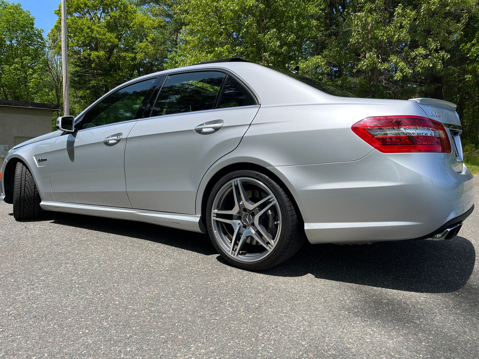 2011 Mercedes-Benz E63 AMG - 2011 Mercedes-Benz E-Class AMG E63 P30 - $39,900 (South Easton) - Used - VIN wddhf7hb0ba308269 - 72,169 Miles - 8 cyl - 2WD - Automatic - Sedan - Silver - South Easton, MA 02375, United States
