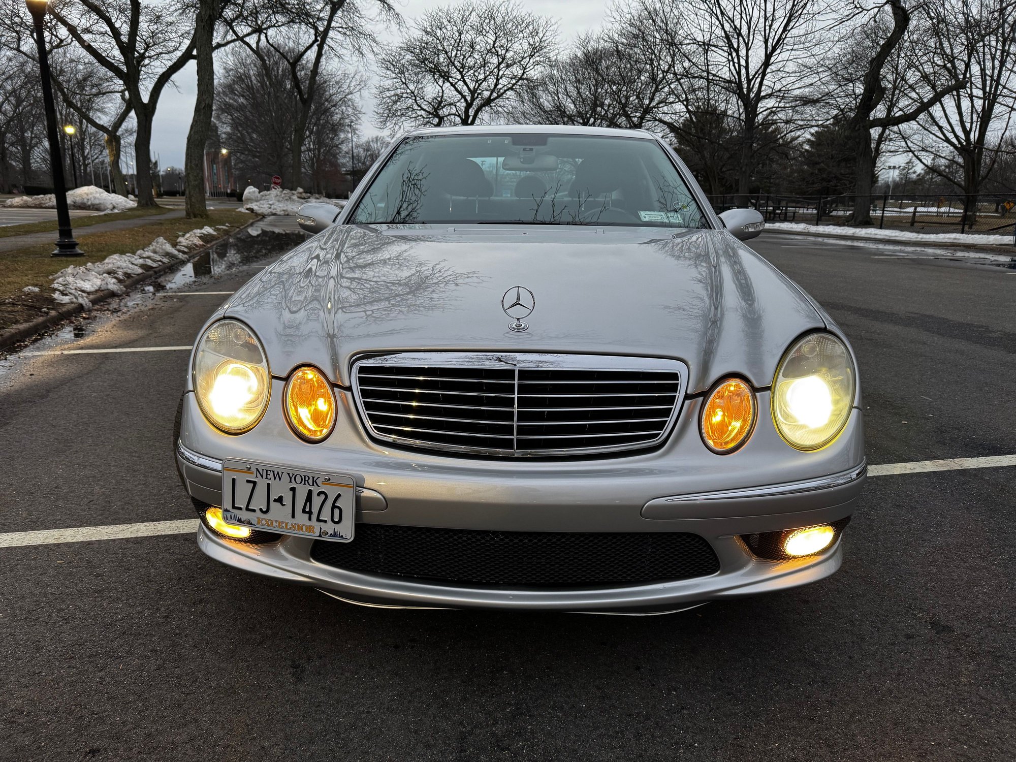 2005 Mercedes-Benz E55 AMG - BEAUTIFUL, WELL-MAINTAINED LOW MILEAGE MECHANIC OWNED - Used - VIN WDBUF76J05A715255 - 92,500 Miles - 8 cyl - 2WD - Automatic - Sedan - Silver - Westbury, NY 11590, United States
