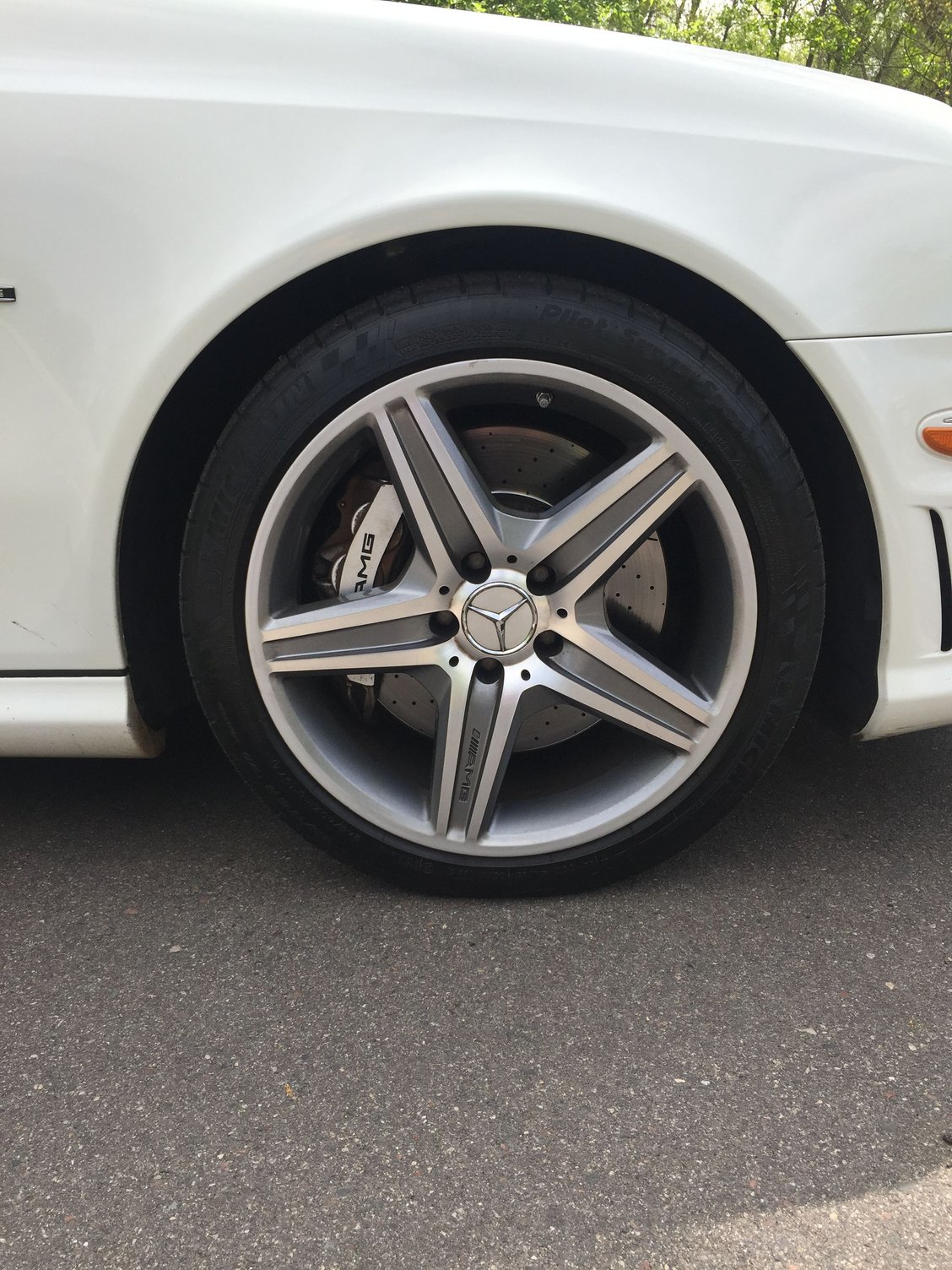 2008 Mercedes-Benz E63 AMG - 2008 Mercedes Benz E63 AMG - Used - VIN WDBUF77X38B226981 - 79,216 Miles - 8 cyl - 2WD - Automatic - Sedan - White - Minnetonka, MN 55345, United States