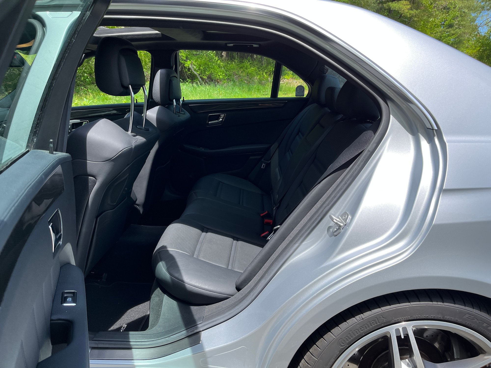 2011 Mercedes-Benz E63 AMG - 2011 Mercedes-Benz E-Class AMG E63 P30 - $39,900 (South Easton) - Used - VIN wddhf7hb0ba308269 - 72,169 Miles - 8 cyl - 2WD - Automatic - Sedan - Silver - South Easton, MA 02375, United States