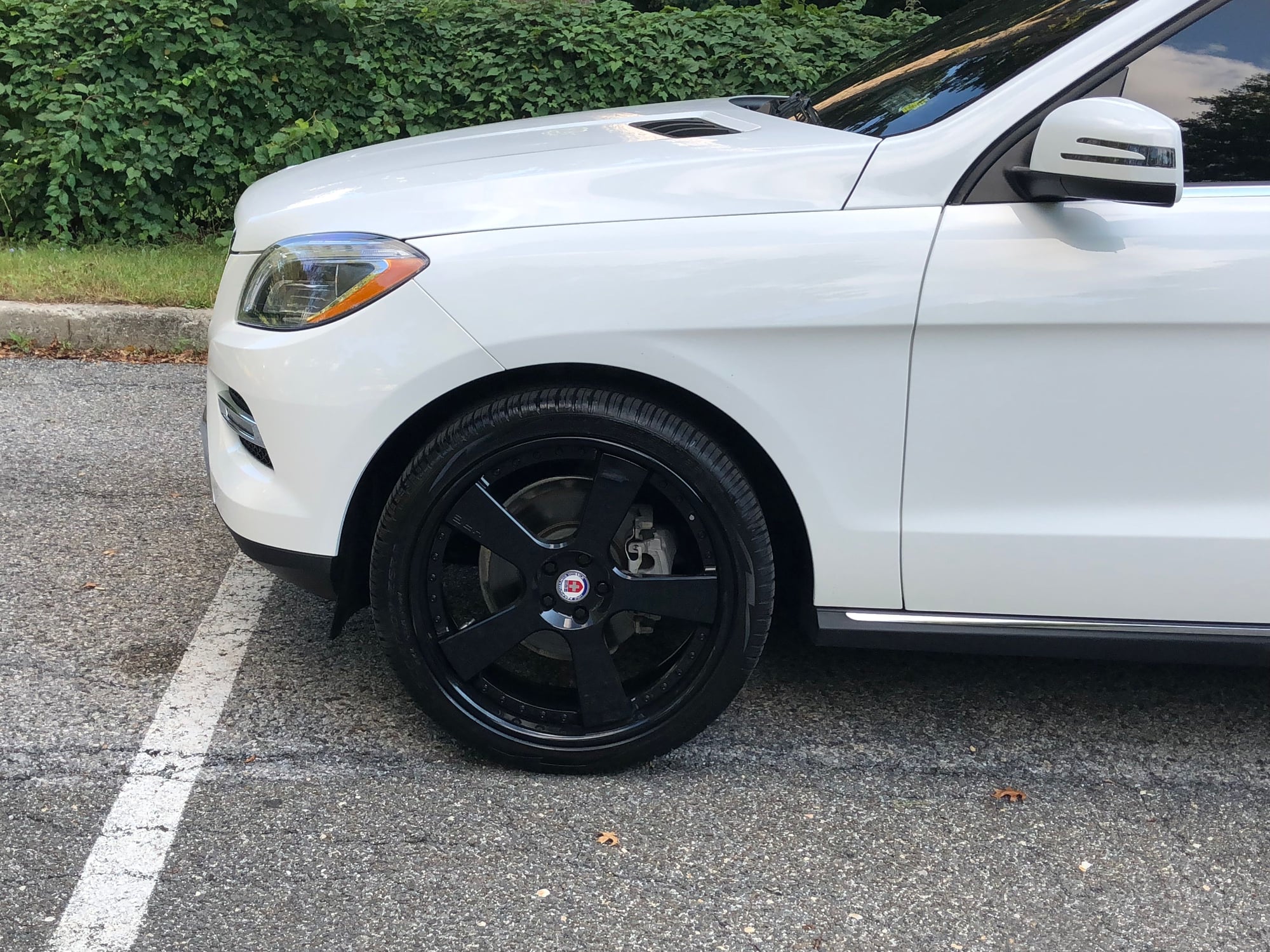 Wheels and Tires/Axles - 22x9 inch HRE 945 RL 265/35/22 all season tires TPMS - Used - 2012 to 2015 Mercedes-Benz ML350 - Yonkers, NY 10710, United States