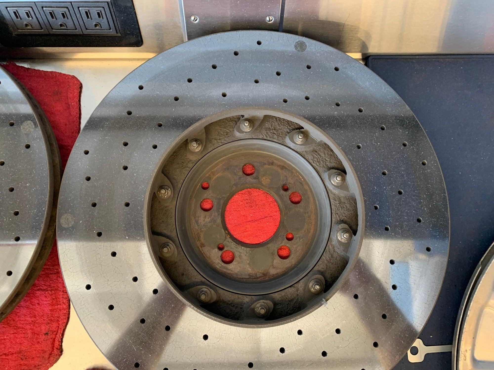 Brakes - 212 chassis. E63 amg - Used - 2013 to 2016 Mercedes-Benz E63 AMG S - Monterey, CA 93940, United States