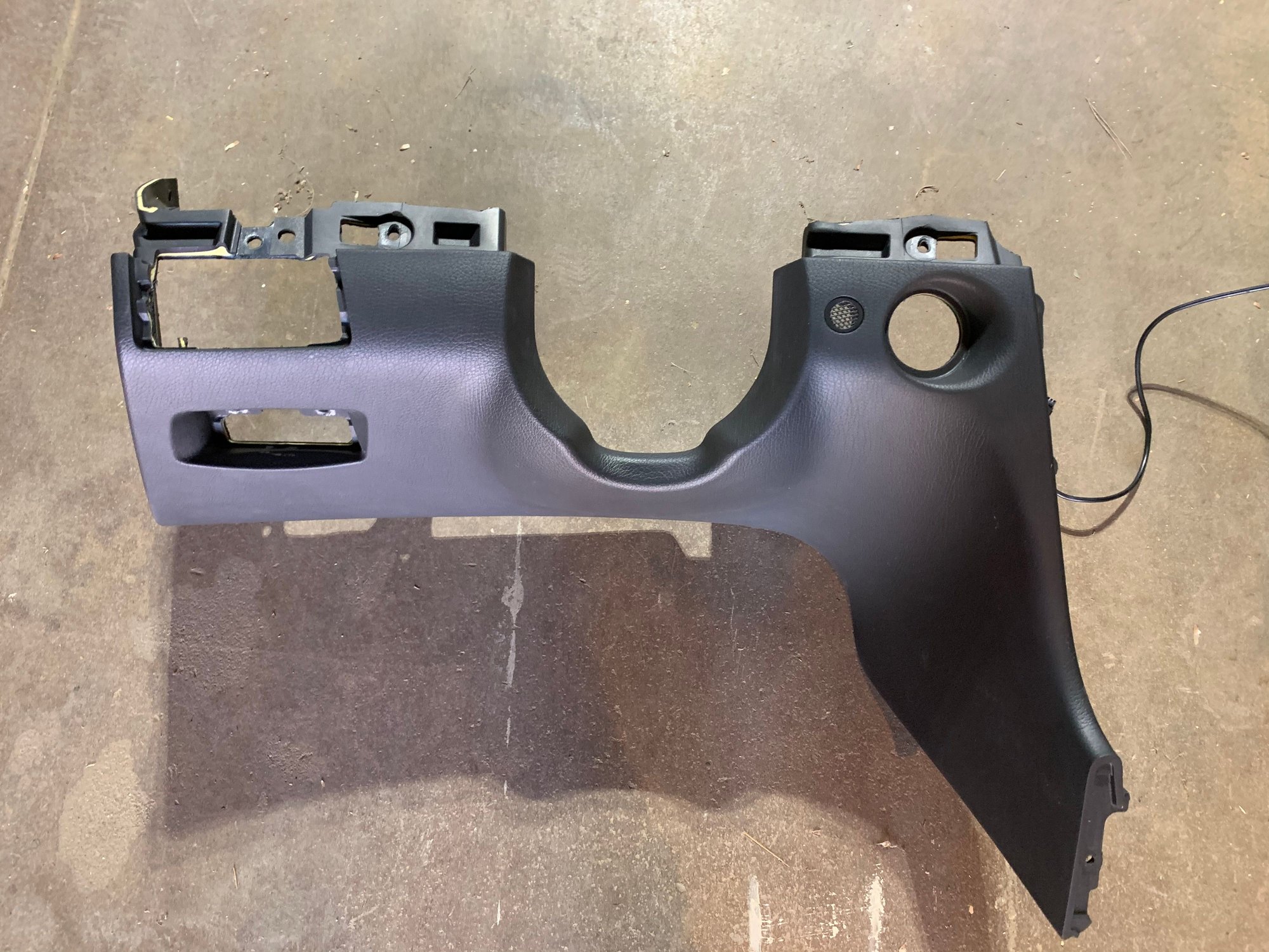 Interior/Upholstery - W211 lower dash driver side and passenger side - Used - 2003 to 2009 Mercedes-Benz E55 AMG - Pasadena, CA 91106, United States