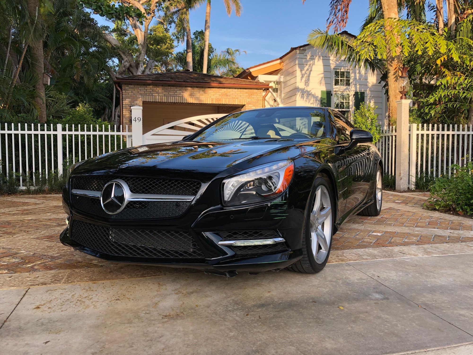2016 Mercedes-Benz SL400 - Grandma's loaded SL 400 - Used - VIN WDDJK6FA1GF038996 - 10,750 Miles - 6 cyl - Automatic - Convertible - Black - Delray Beach, FL 33483, United States