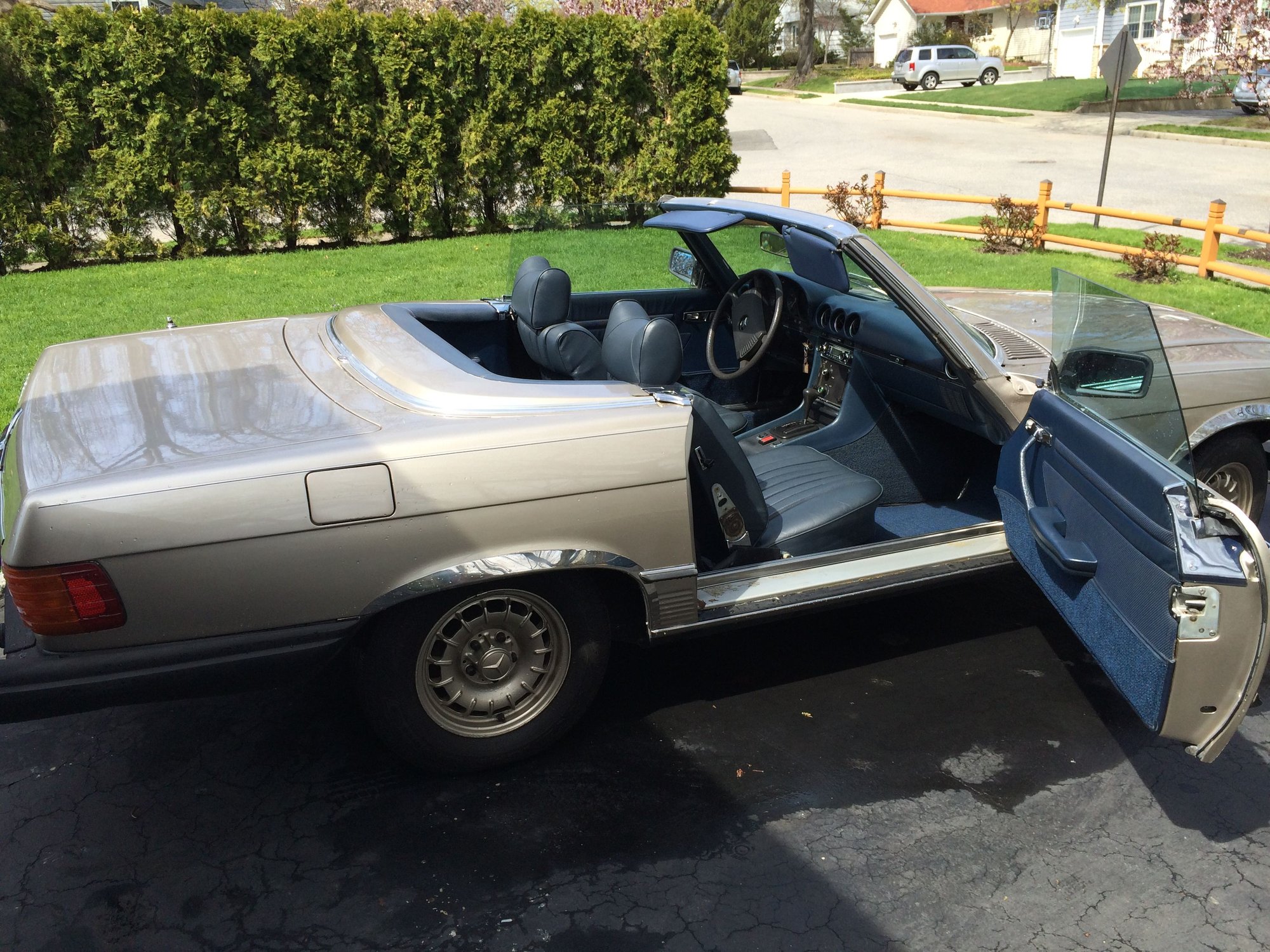 1976 Mercedes-Benz 450SL - For Sale 1976 450 SL - Used - VIN 10704412033337 - 128,000 Miles - 8 cyl - 2WD - Automatic - Convertible - Beige - Great Neck, NY 11020, United States