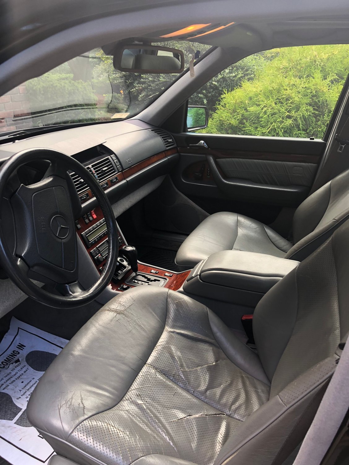 1997 Mercedes-Benz S320 - 1997 Mercedes Benz s320 Black with grey interior - Used - VIN wdbga33g9va357022 - 149,000 Miles - Automatic - Sedan - Black - Fort Lee, NJ 07024, United States