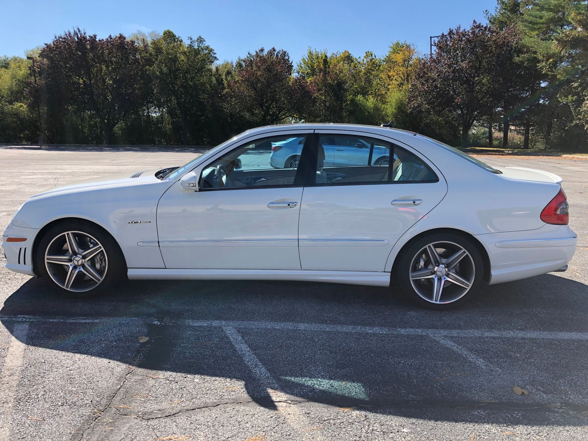 2009 Mercedes-Benz E63 AMG - Excellent Condition W211 E63 - Used - VIN WDBUF77X89B411514 - 122,000 Miles - 8 cyl - 2WD - Automatic - Sedan - White - Washington, DC 20001, United States