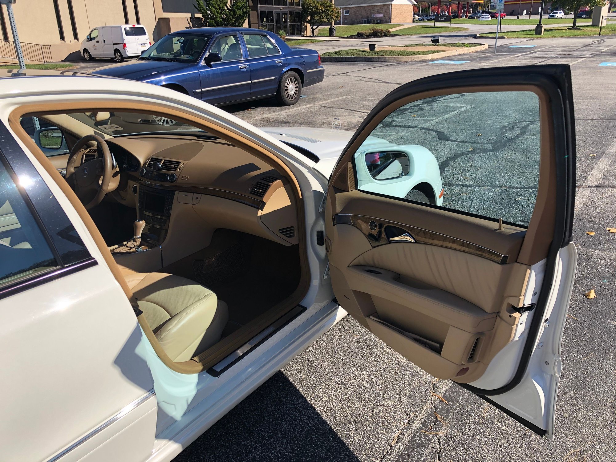2009 Mercedes-Benz E63 AMG - Excellent Condition W211 E63 - Used - VIN WDBUF77X89B411514 - 122,000 Miles - 8 cyl - 2WD - Automatic - Sedan - White - Washington, DC 20001, United States