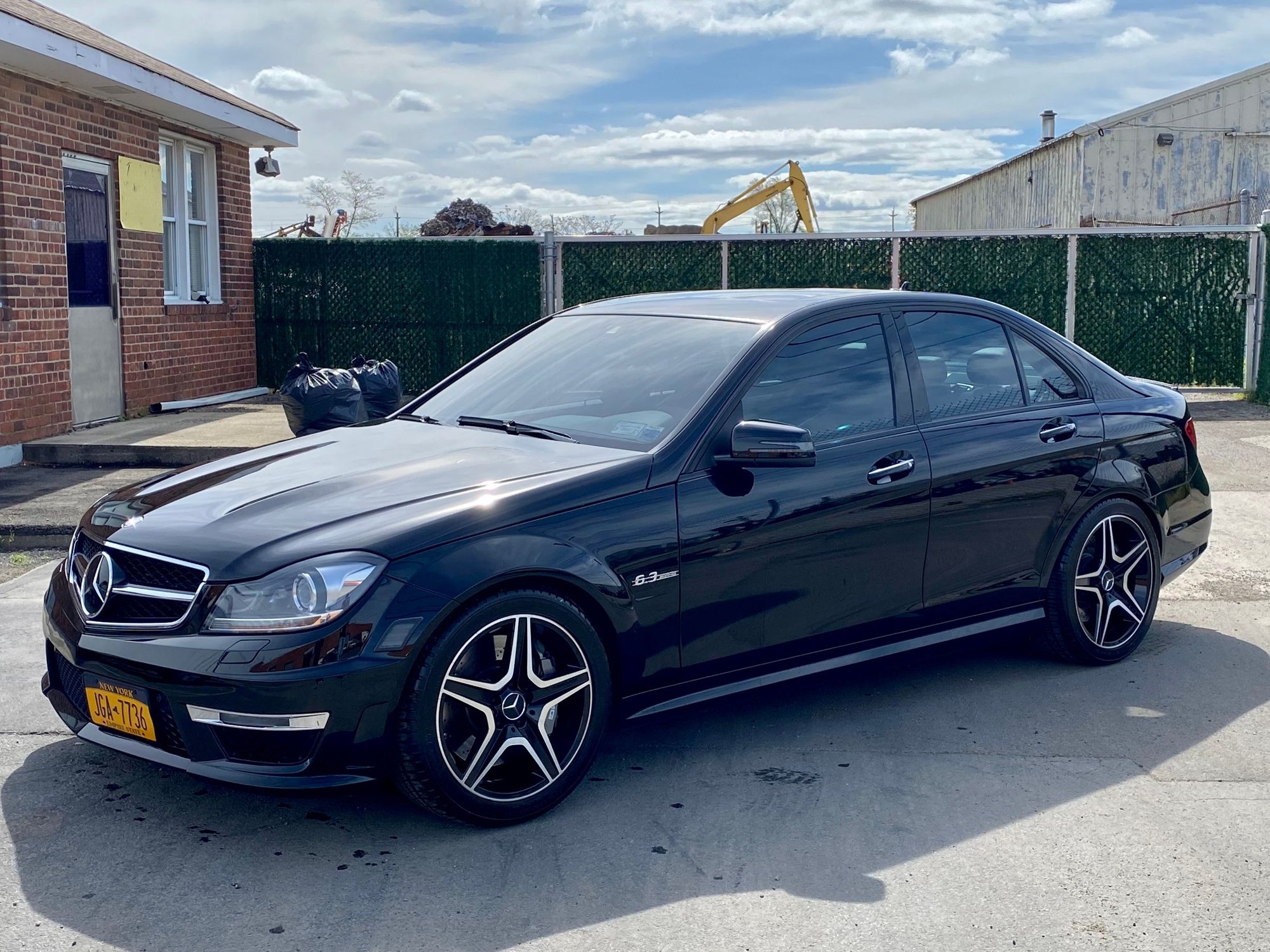 2013 Mercedes-Benz C63 AMG - 2013 C63 - Used - VIN WDDGF7HB4DA799363 - 89,000 Miles - 8 cyl - 2WD - Automatic - Sedan - Black - East Rockaway, NY 11518, United States