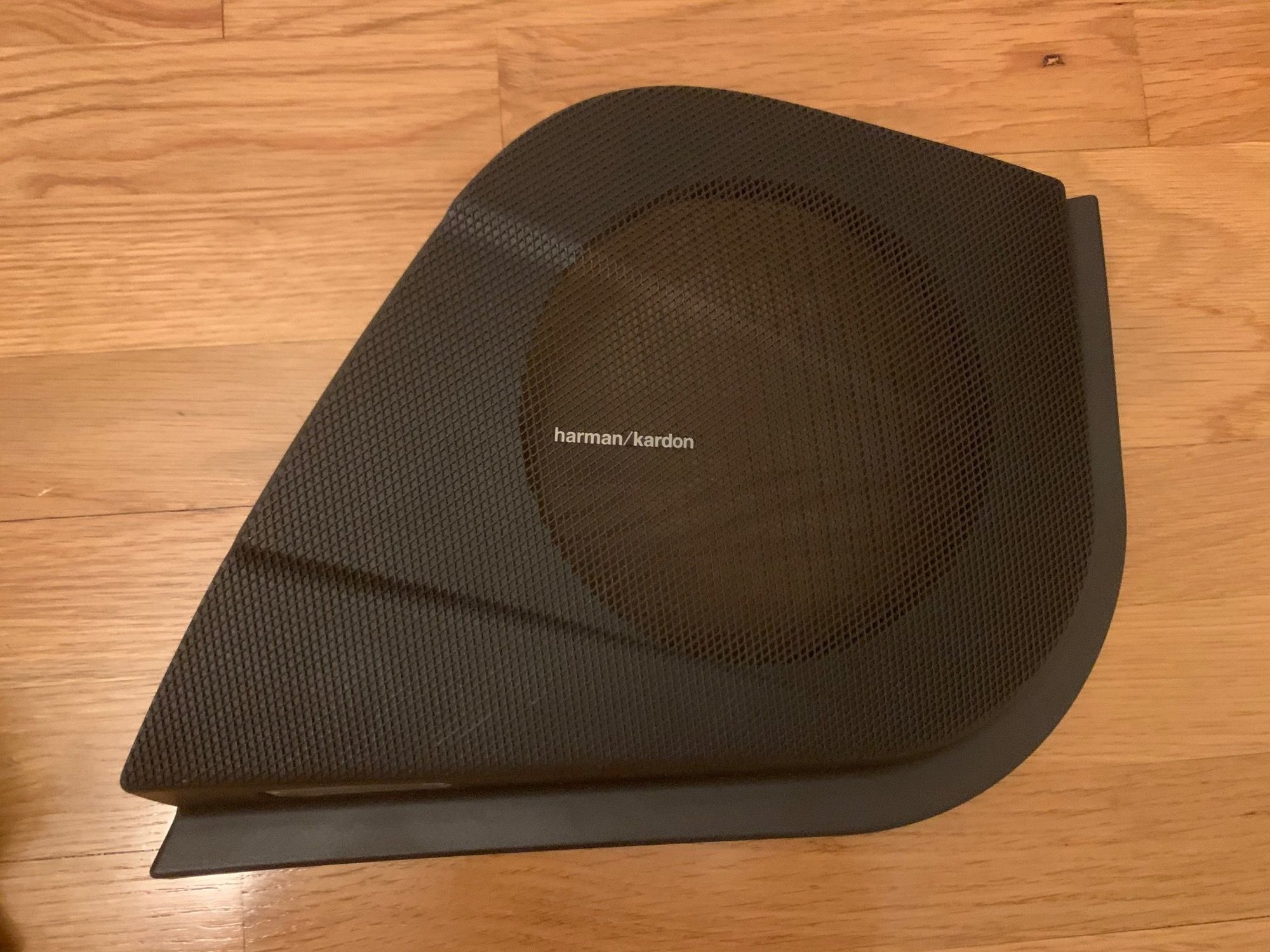 Interior/Upholstery - W211 front doors speaker covers - Harmon Kardon - Used - 2003 to 2009 Mercedes-Benz E55 AMG - Pasadena, CA 91106, United States